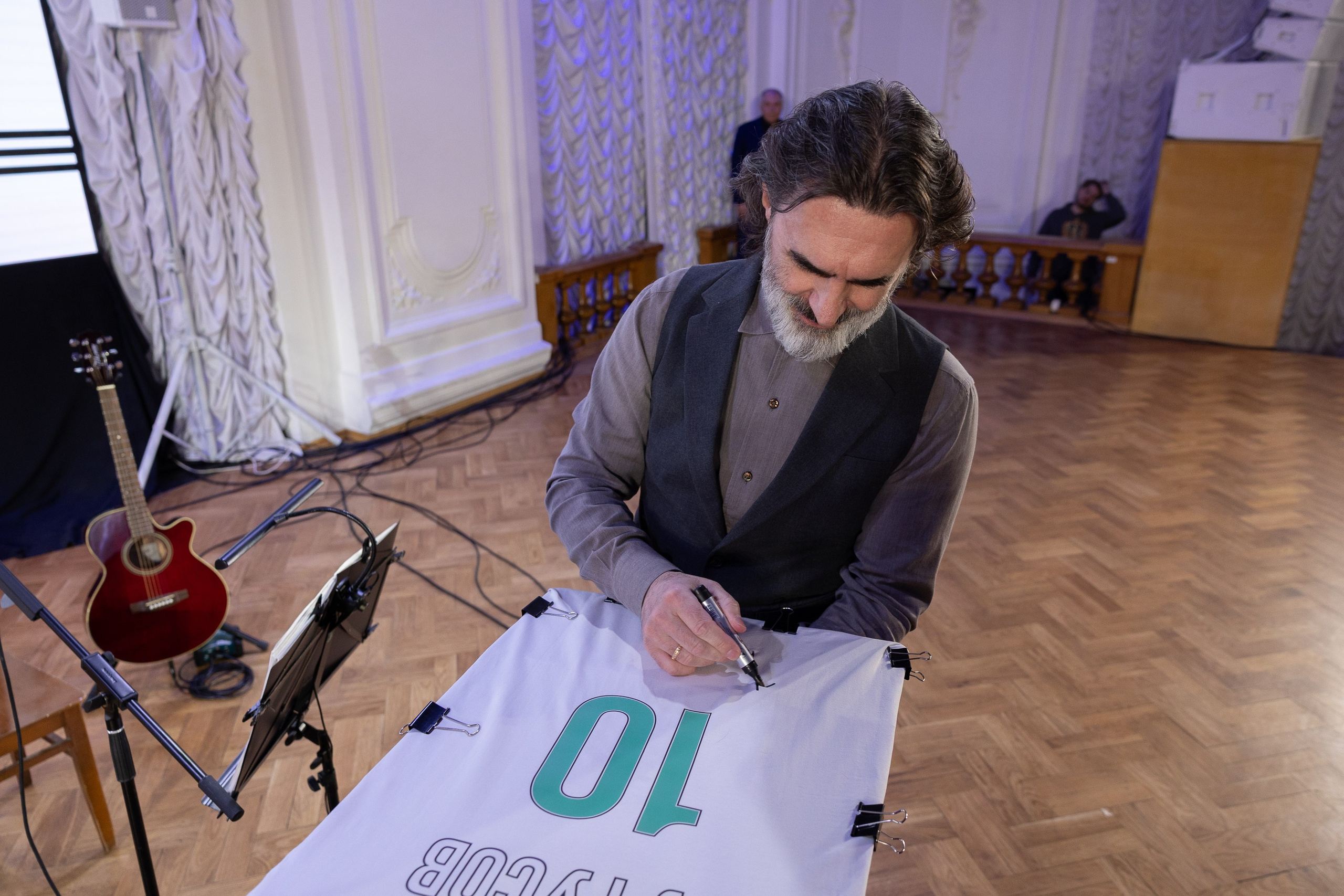 Бутусов. Cup of Bib