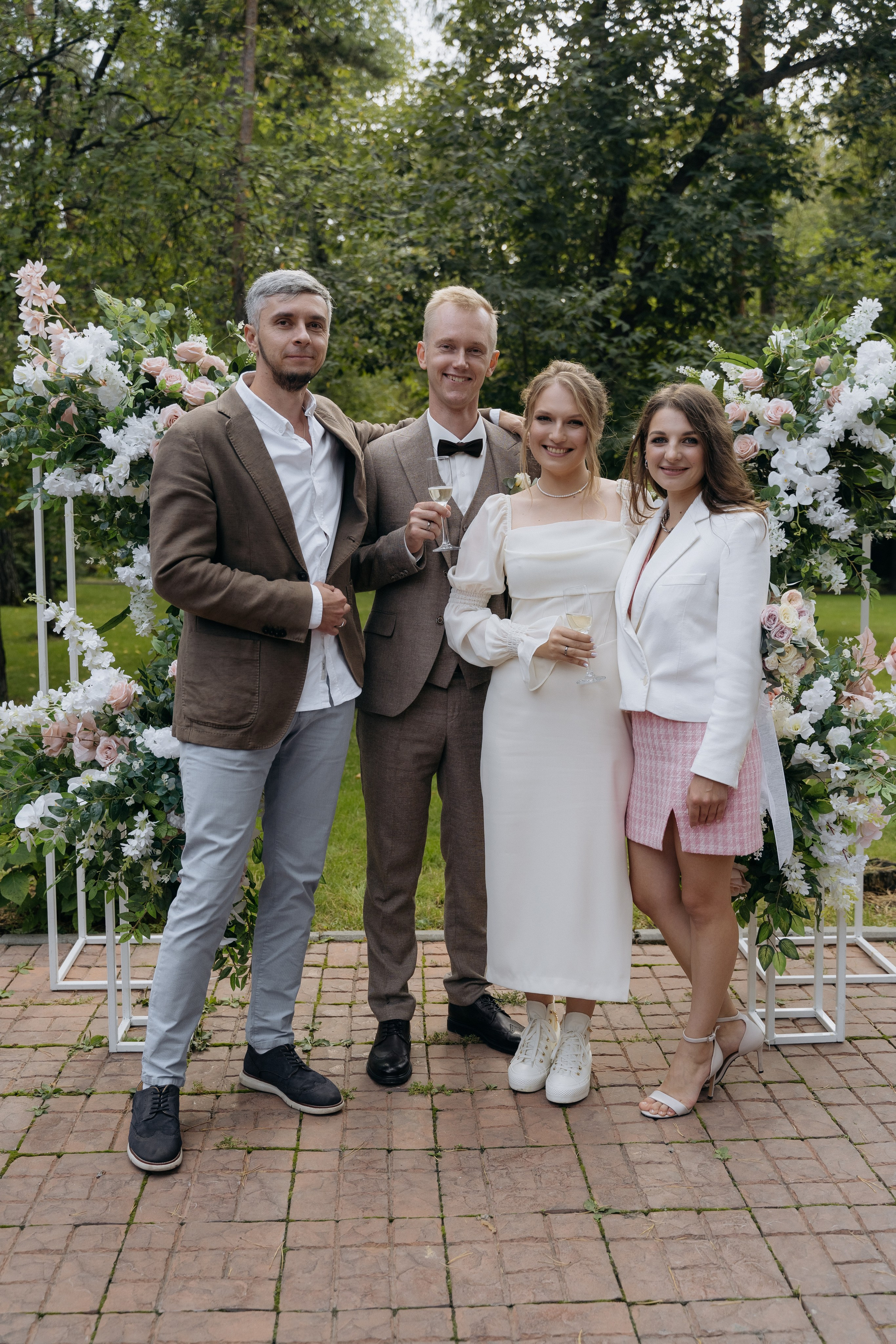 Саша и Даша. Свадебный и семейный фотограф в Новосибирске Наталья Зорина