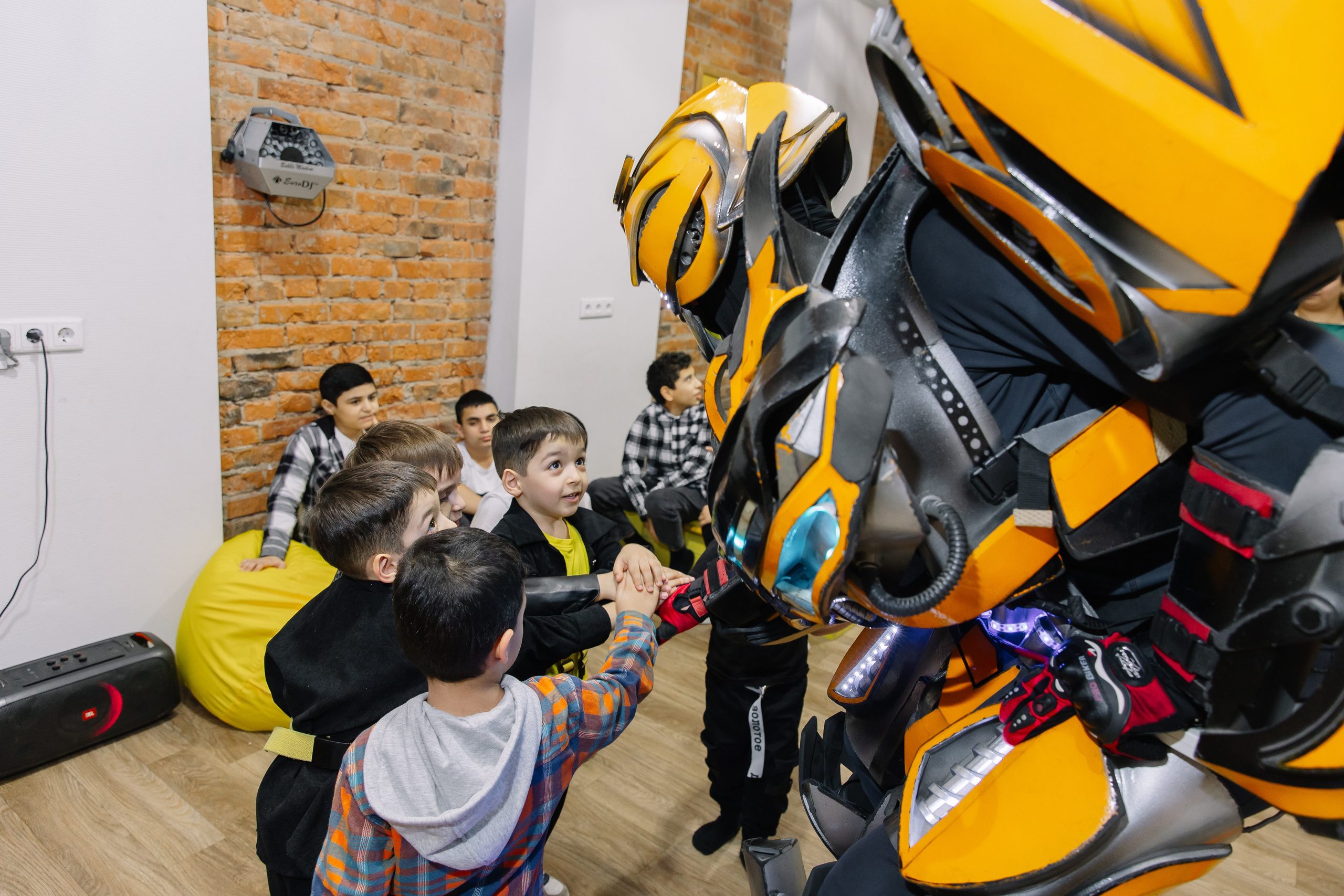 День рождения Эрика и Эмиля 6 лет. Свадебный фотограф в Новосибирске Лидия Александровна