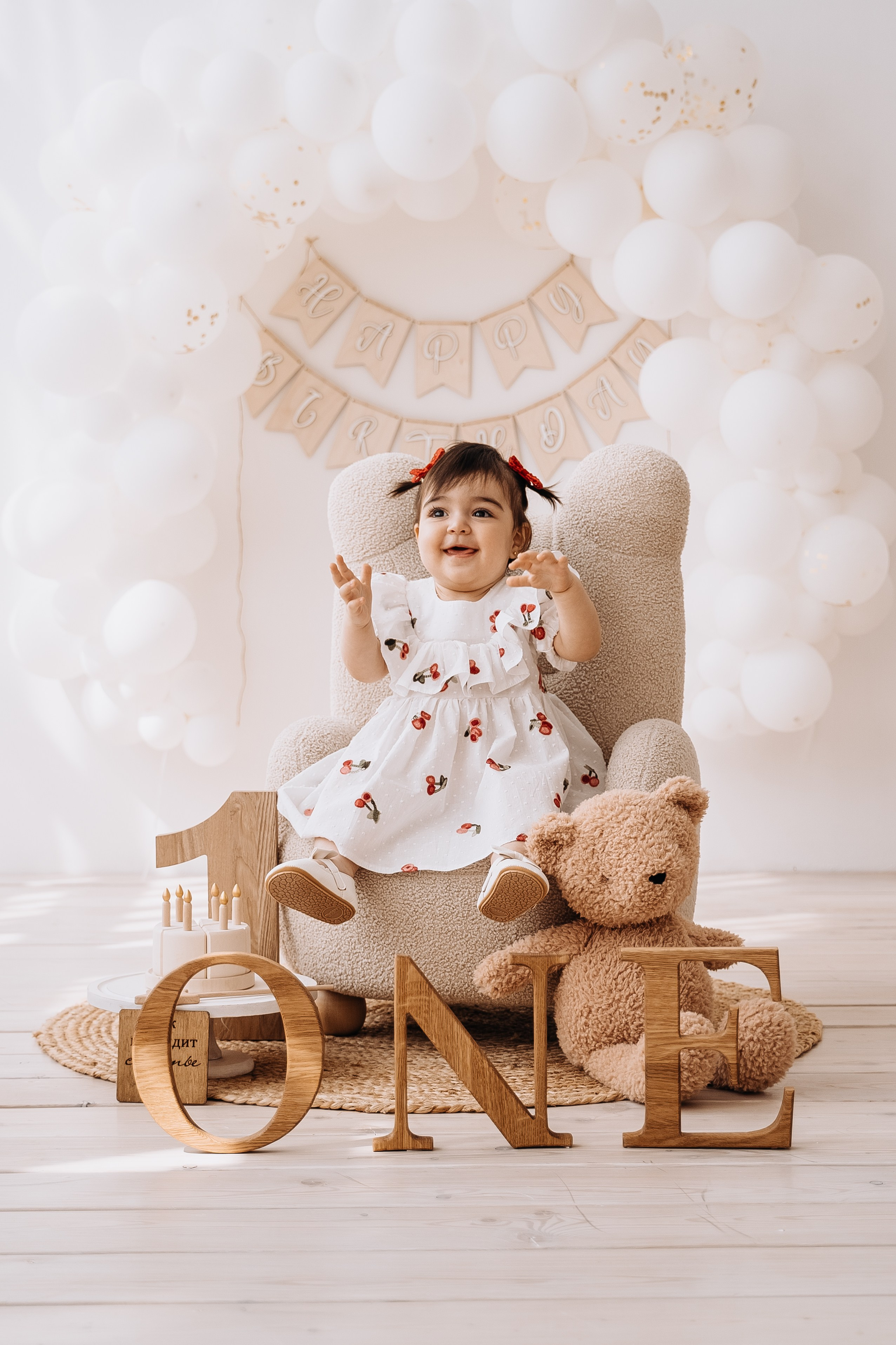 Работы штатного фотографа. Детская фотостудия «PRODETSTVO»