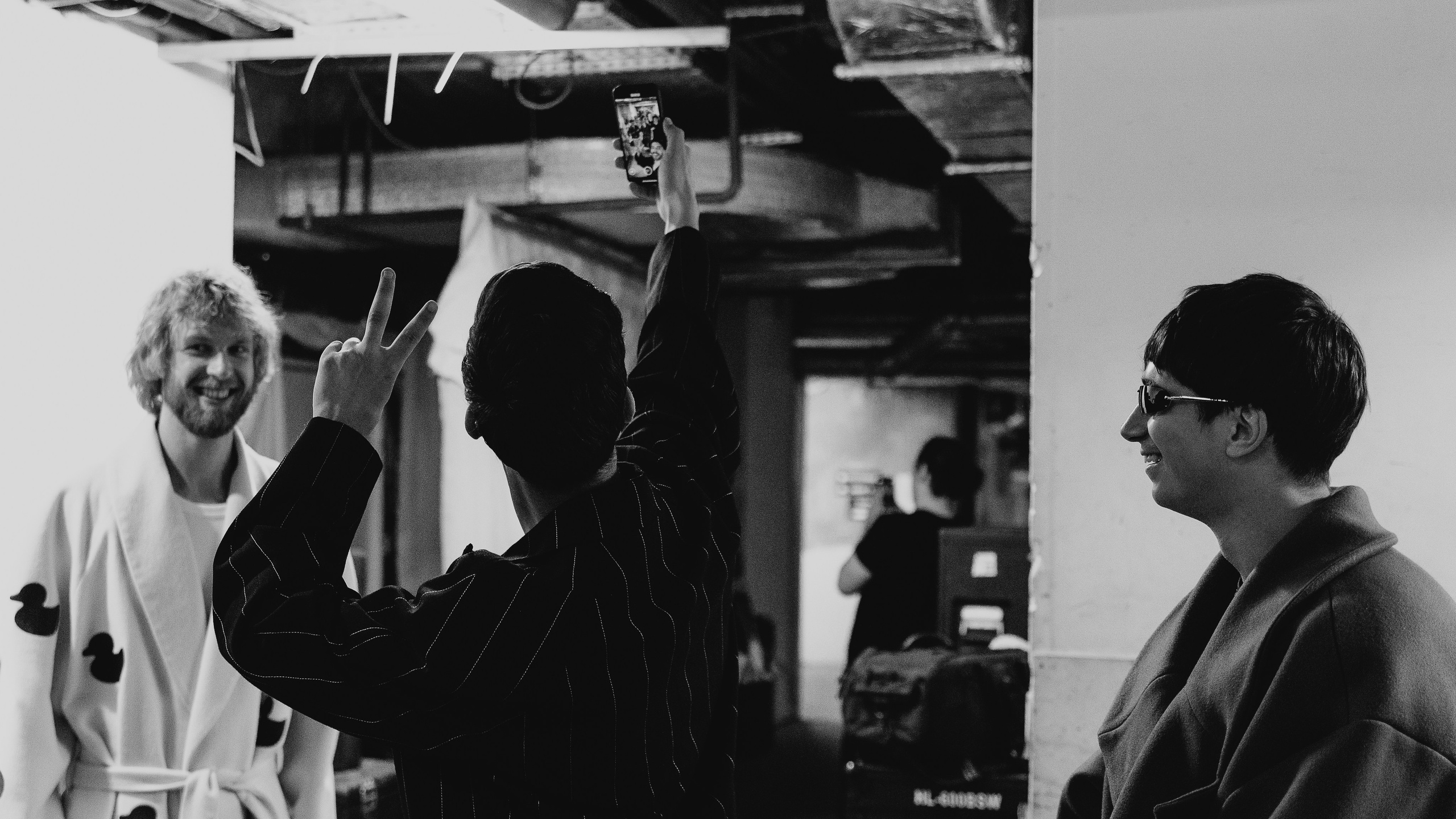 Бекстейдж показа «Новые Имена» собака.ru|ДЛТ. Портретный и репортажный фотограф в Санкт-Петербурге