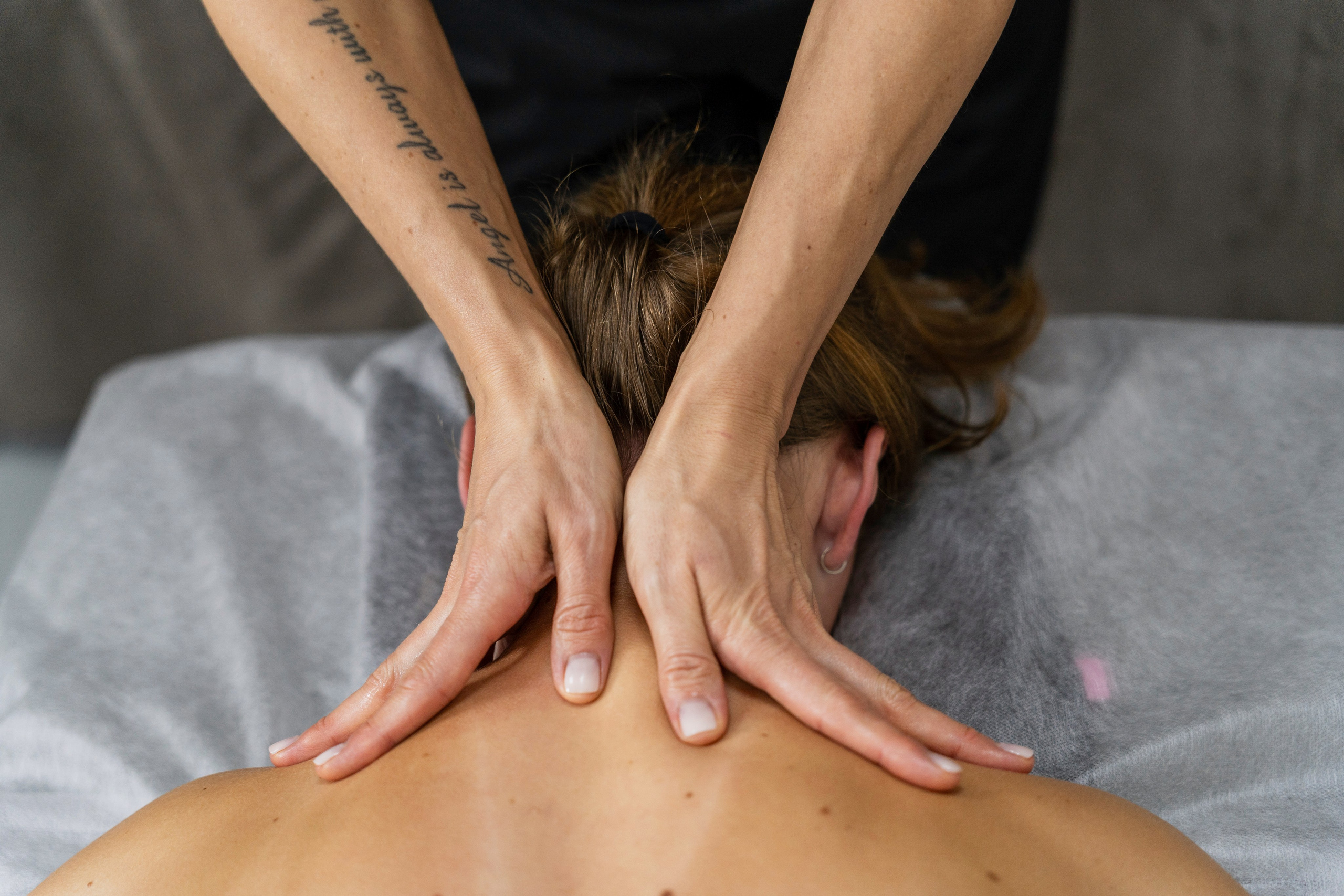 Контент съемка. Студия массажа. Норина Анна, фотограф в Самаре, НЕЙРОфото по всему миру. Создаю кадры которые цепляют за душу