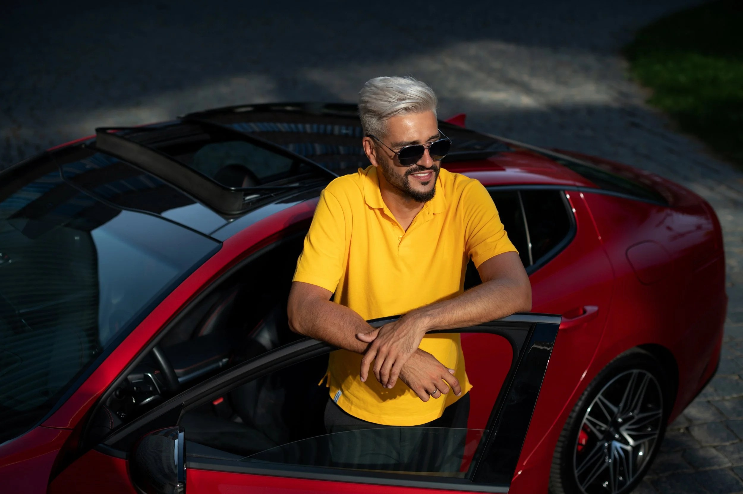 KIA Ambassador. Фотограф Владимир Черняховский