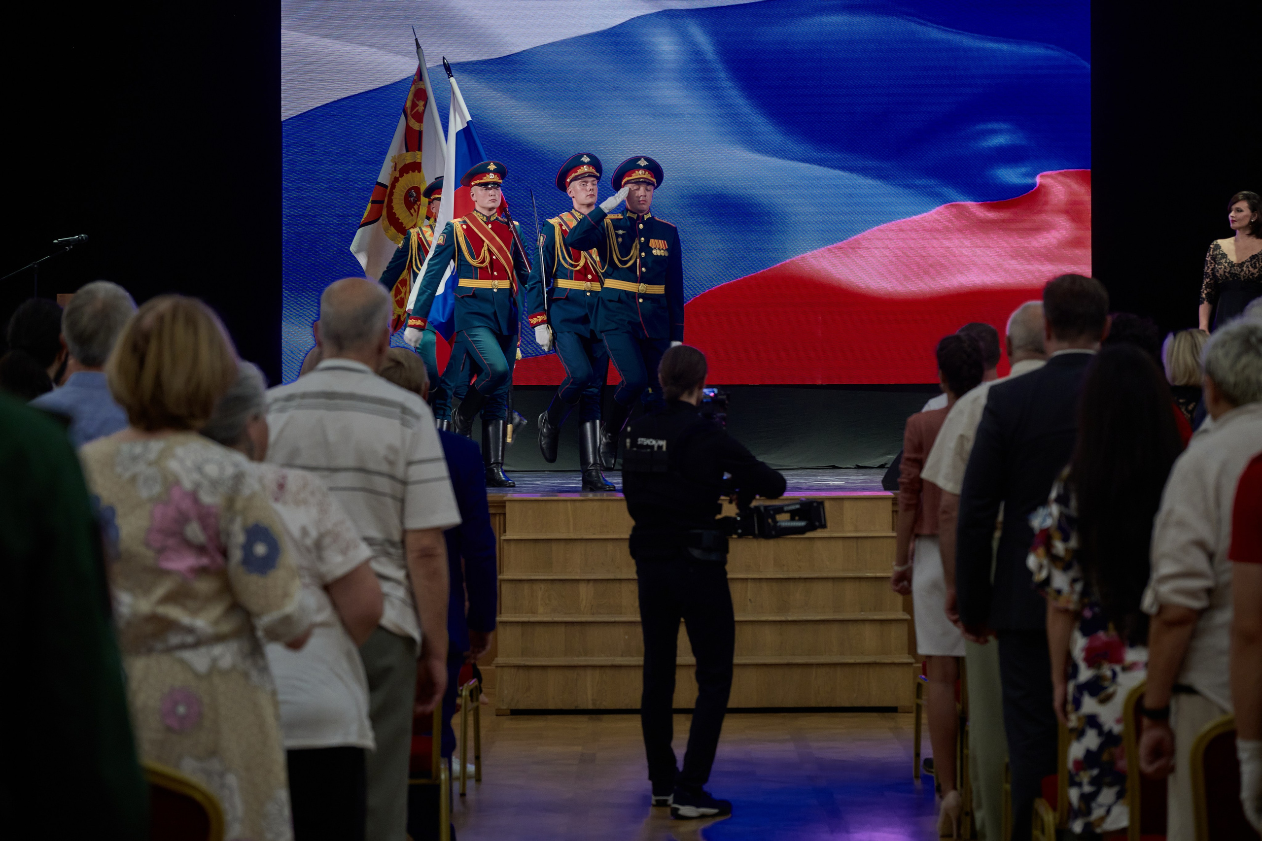 Церемония награждения медалями «Память Героев Отечества». Фотограф Роман Адлер