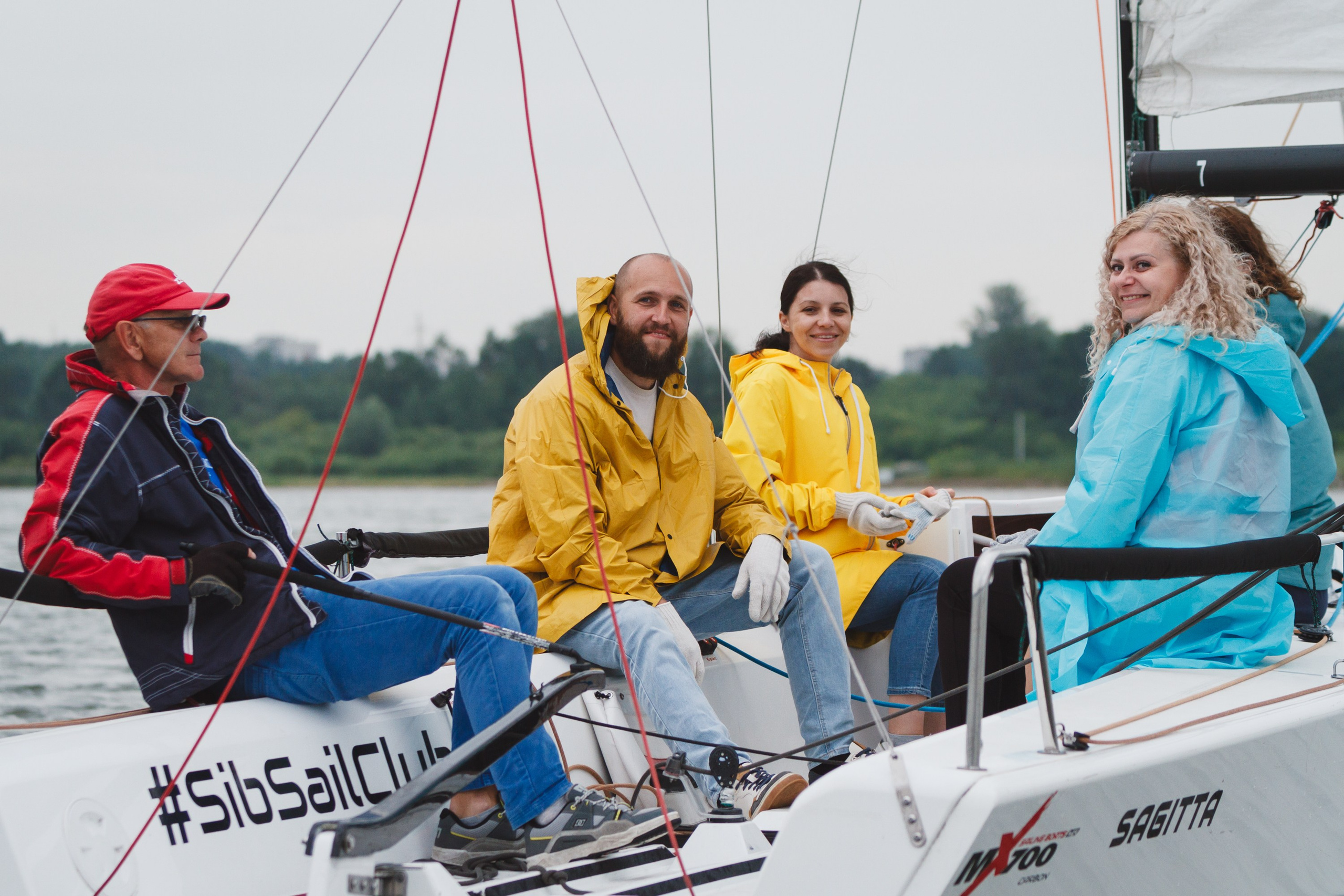 ЯХТИНГ. Roman Photo