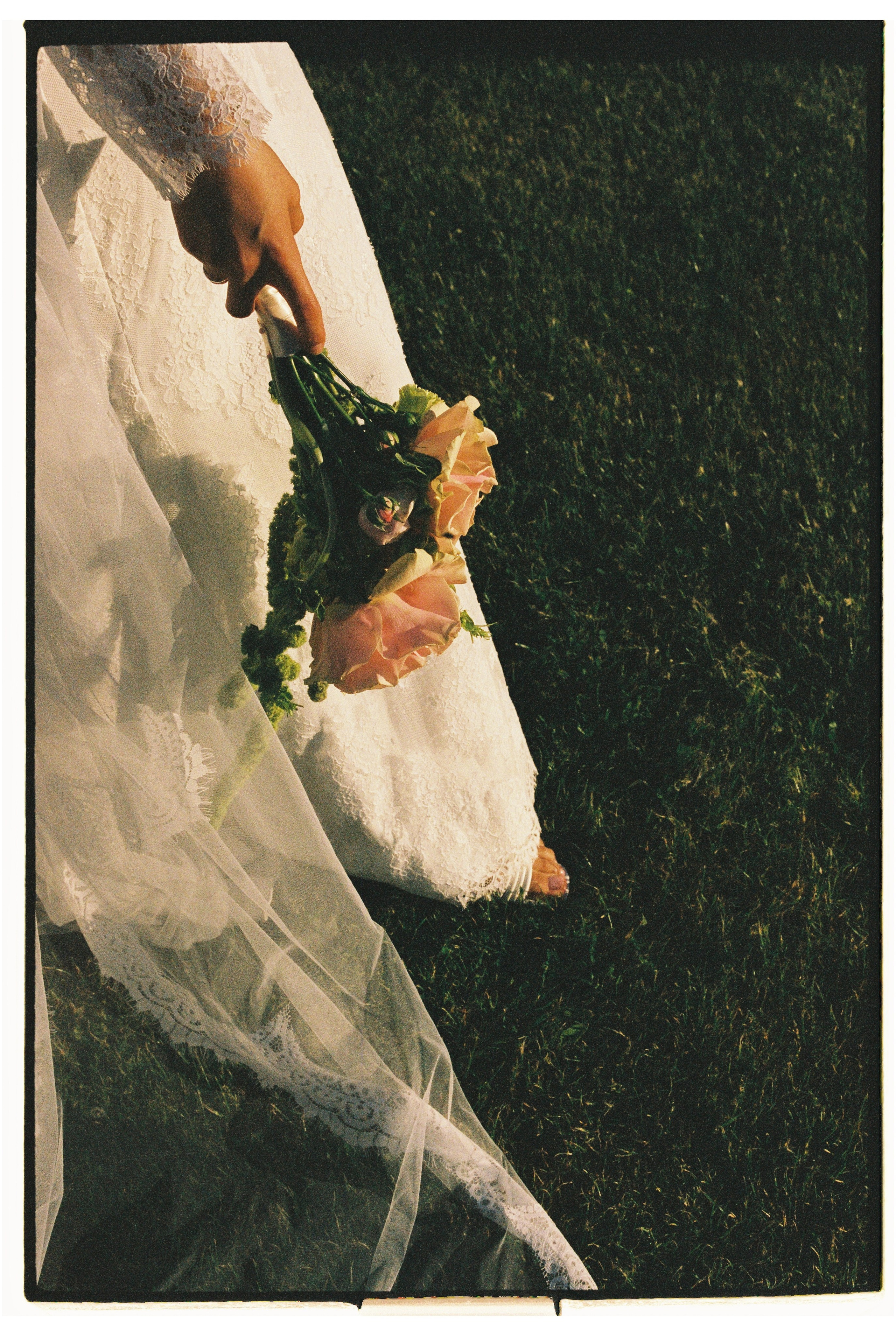 Плюс тридцать градусов на лужайке. Фотограф Андрей Куськало