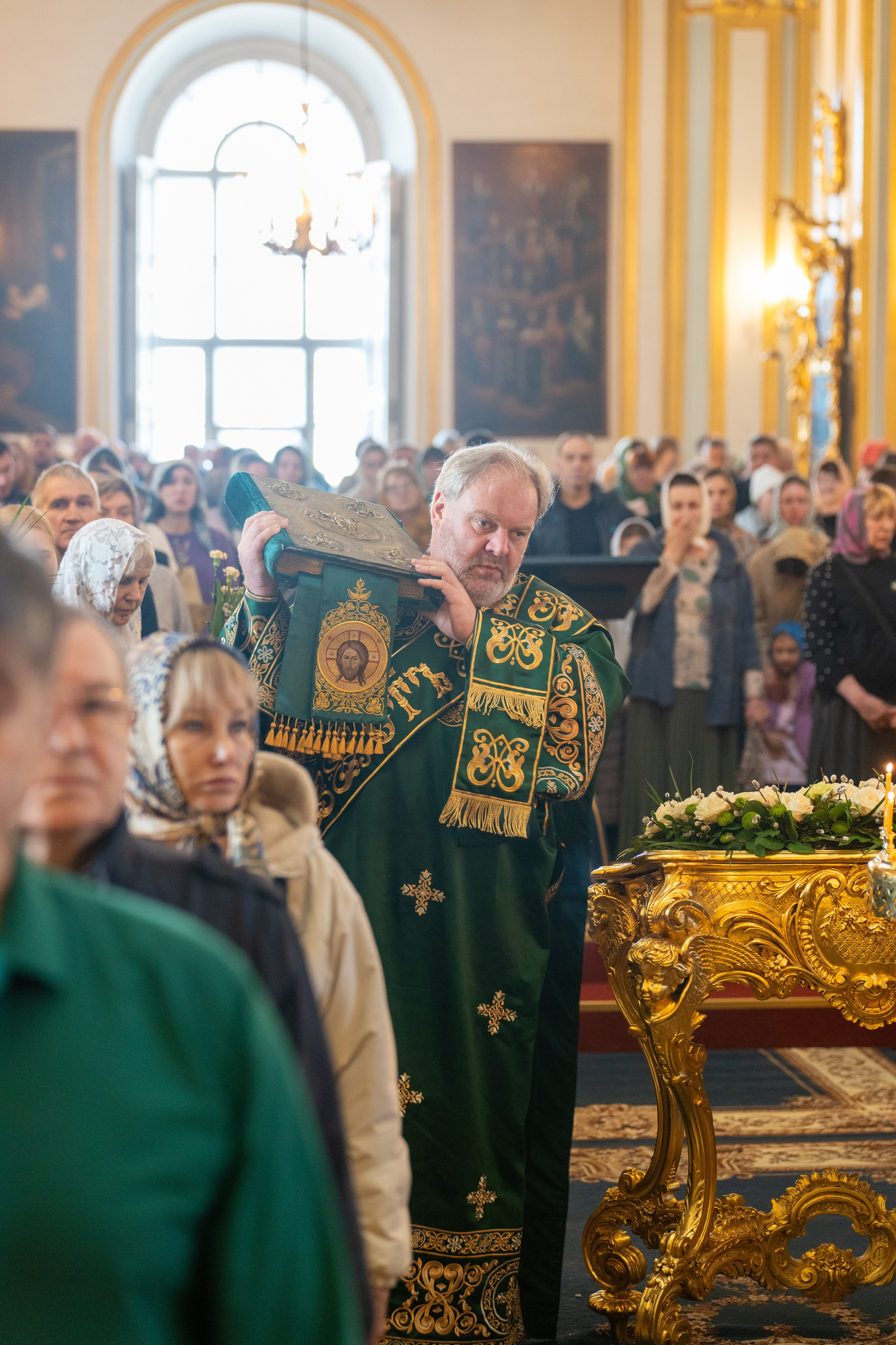 Неделя ваий (цветоносная, Вербное воскресение). ВХОД ГОСПОДЕНЬ ВО ИЕРУСАЛИМ. НИКОЛО-БОГОЯВЛЕНСКИЙ МОРСКОЙ СОБОР