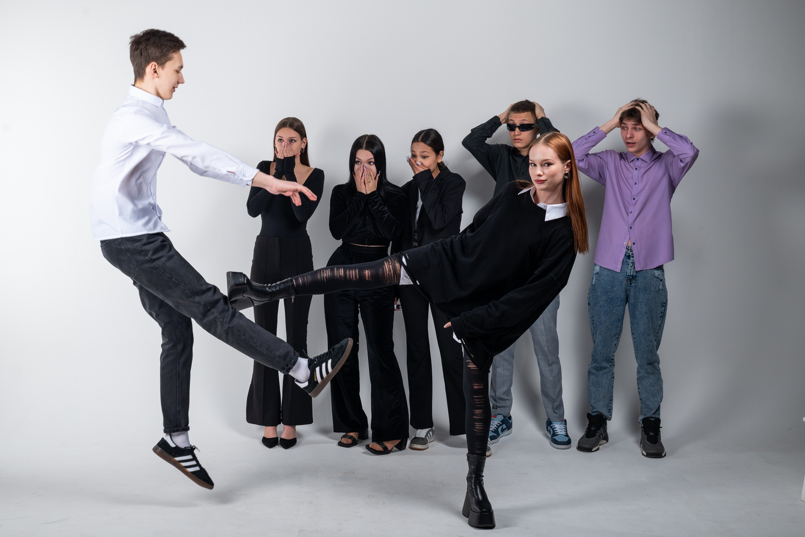 Выпускные альбомы для старшеклассников. Фотовидео.рус