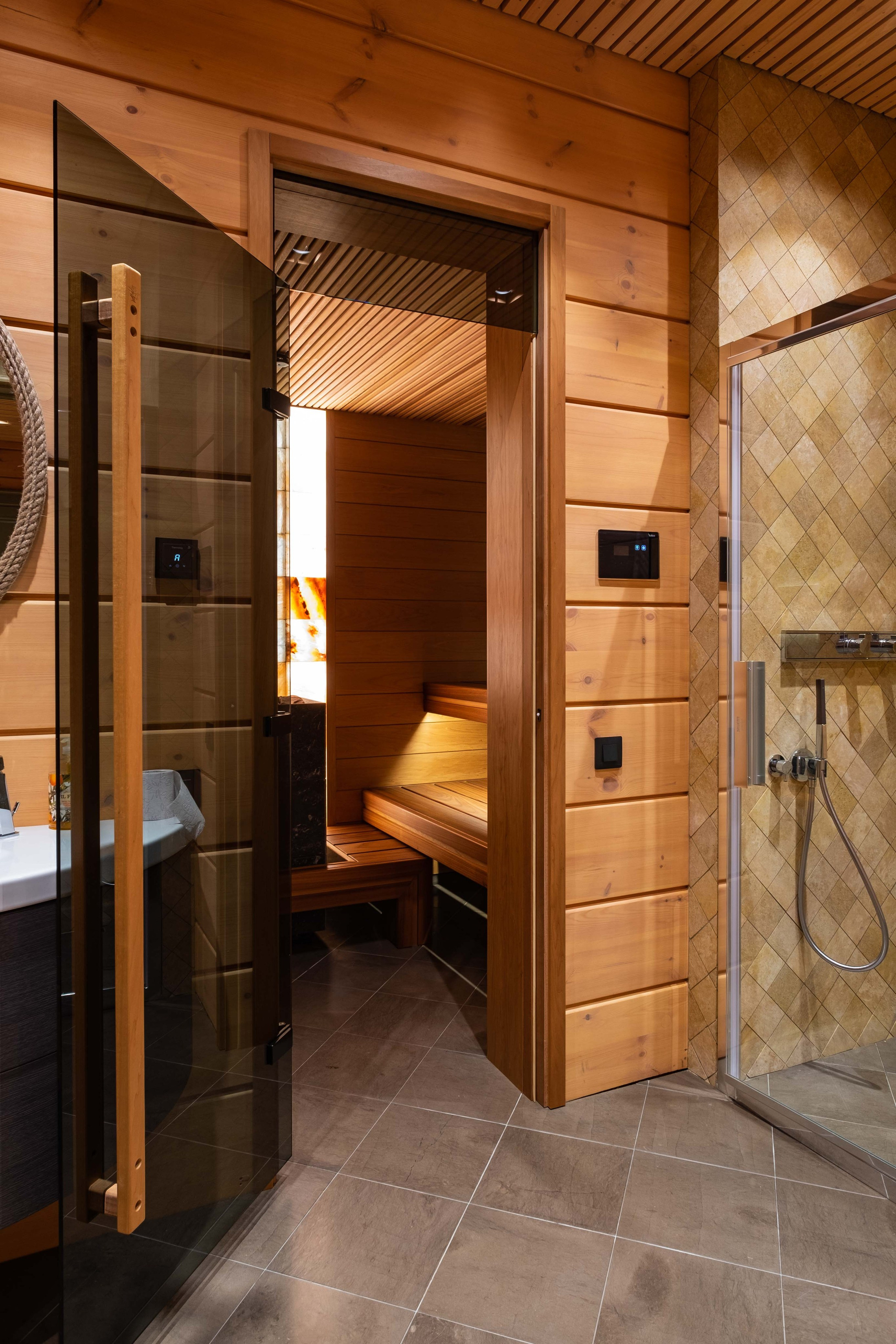 Двери. Творческая мастерская