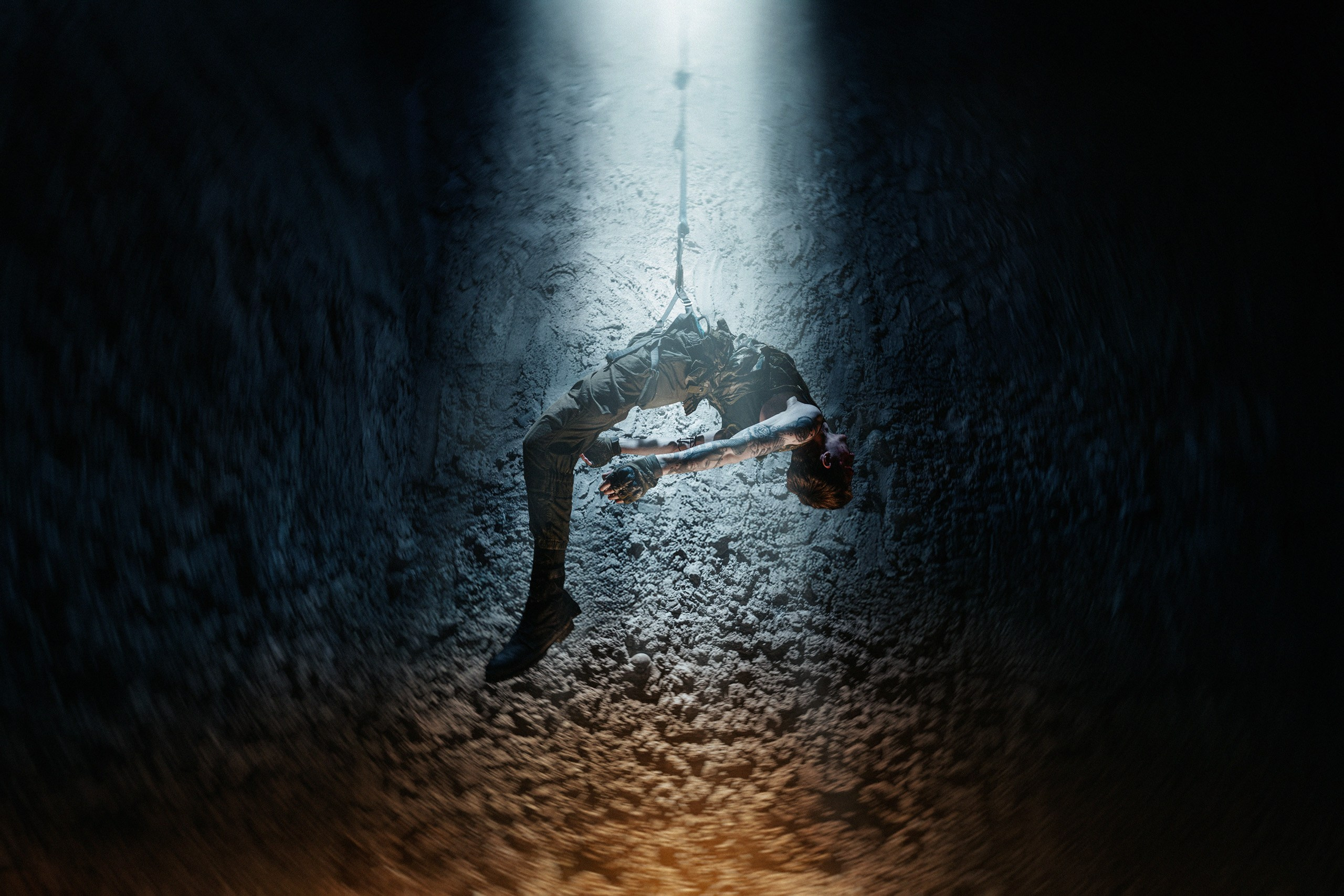 Фотосъёмка для хоррор и экшен квеста. Рекламный фотограф в Москве Алексей Тверяков