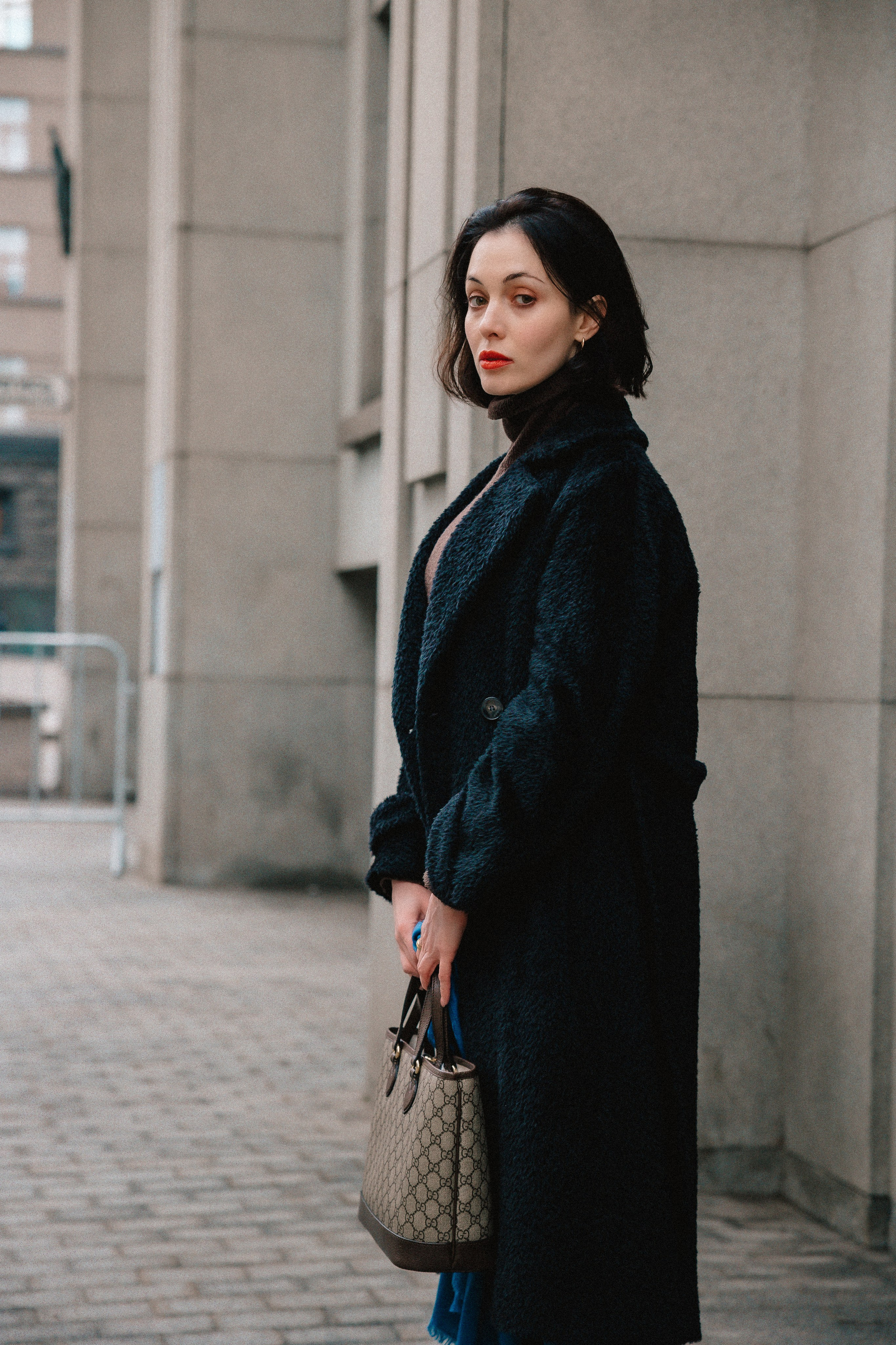 ОЛЯ. Я фотограф из Москвы к Вашим услугам