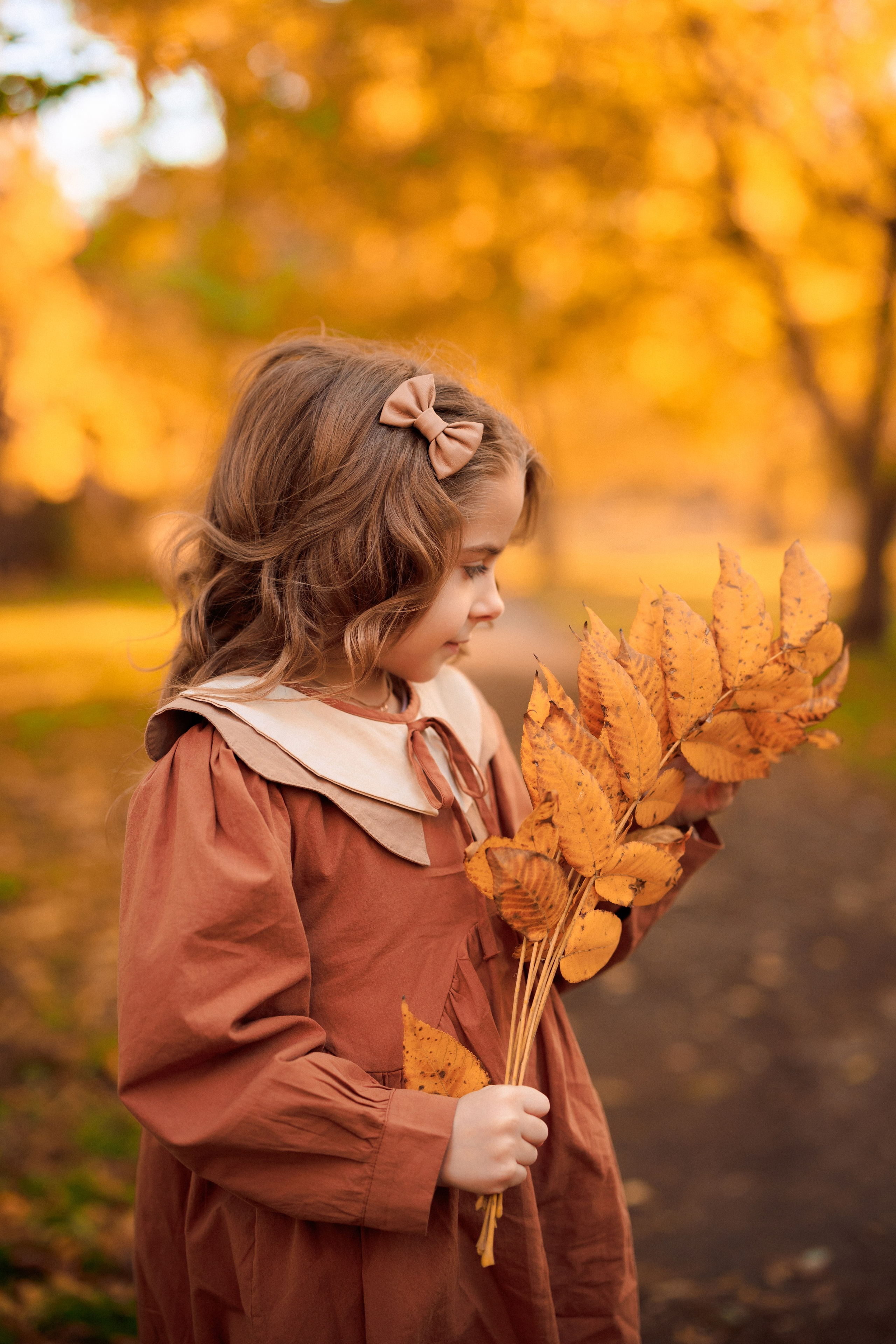 Осенняя семейная фотосессия в парке с Корги. Семейный и детский фотограф в Краснодаре Анна Трашкова