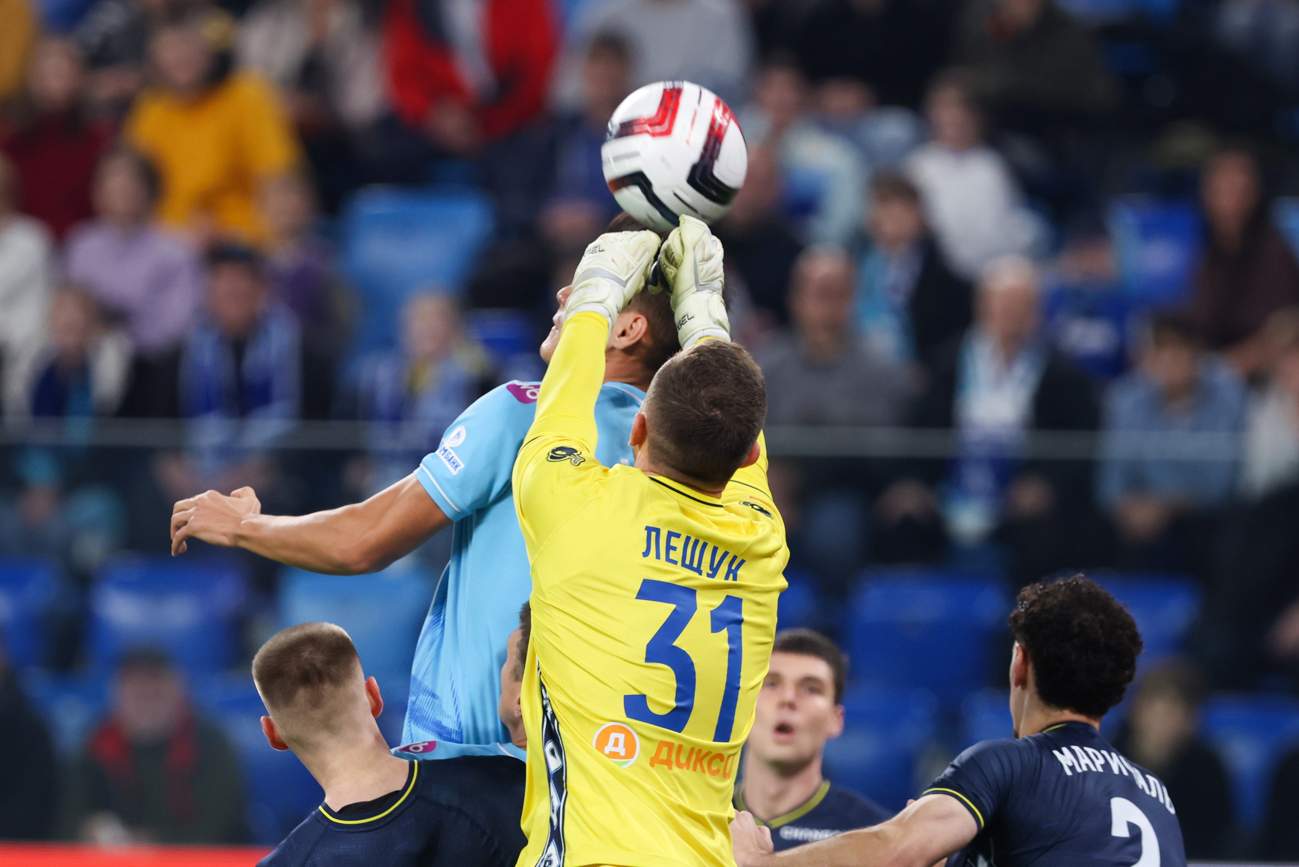ФК «Зенит — ФК «Динамо» Москва 05.11.2025. Спортивный и репортажный фотограф Антон Тереханов