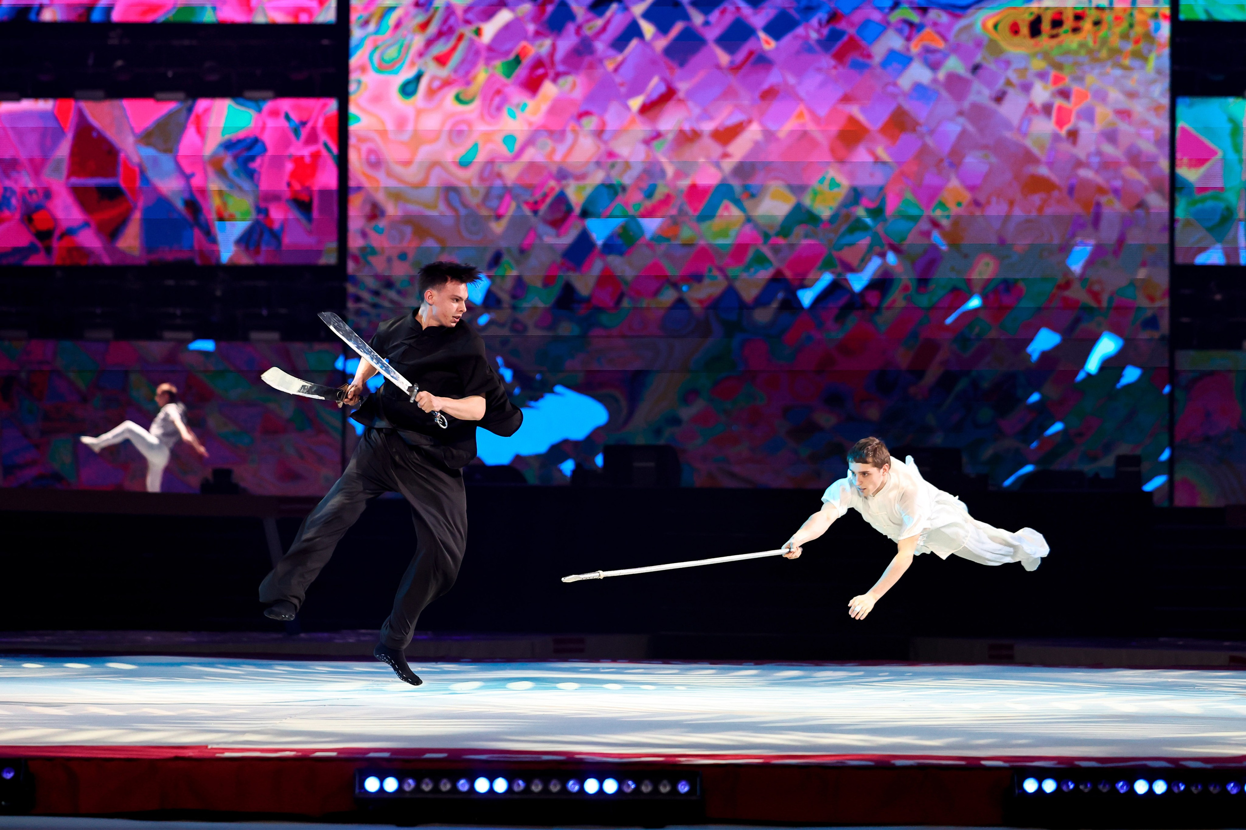 «Дуэль» Шоу Светланы Хоркиной 07.04.2024. Спортивный и репортажный фотограф Антон Тереханов