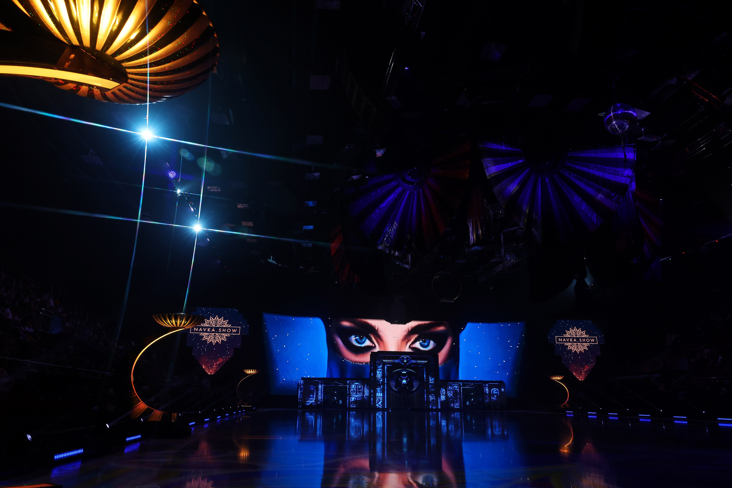 «История любви Шахеризады» шоу на льду 03.01.2024. Спортивный и репортажный фотограф Антон Тереханов