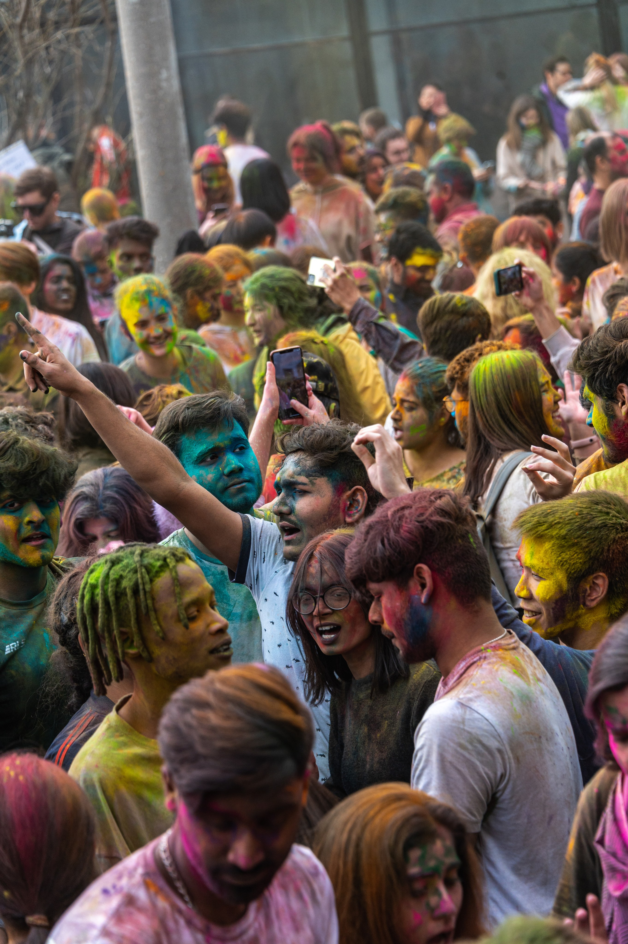Праздник Холи в Москве. Фотограф Роман Адлер