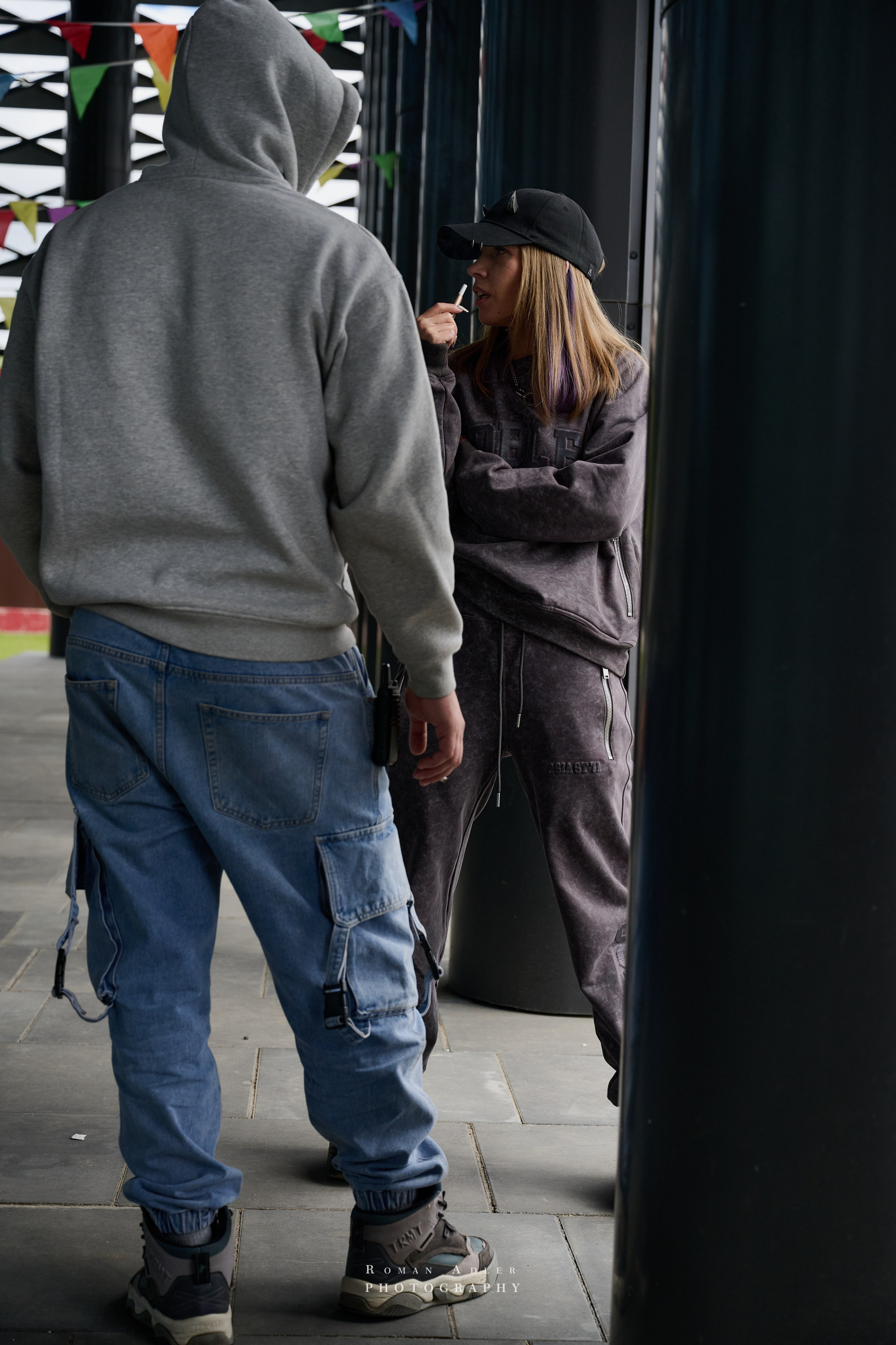 Репортаж со съёмок фильма «Своя в доску». Фотограф Роман Адлер