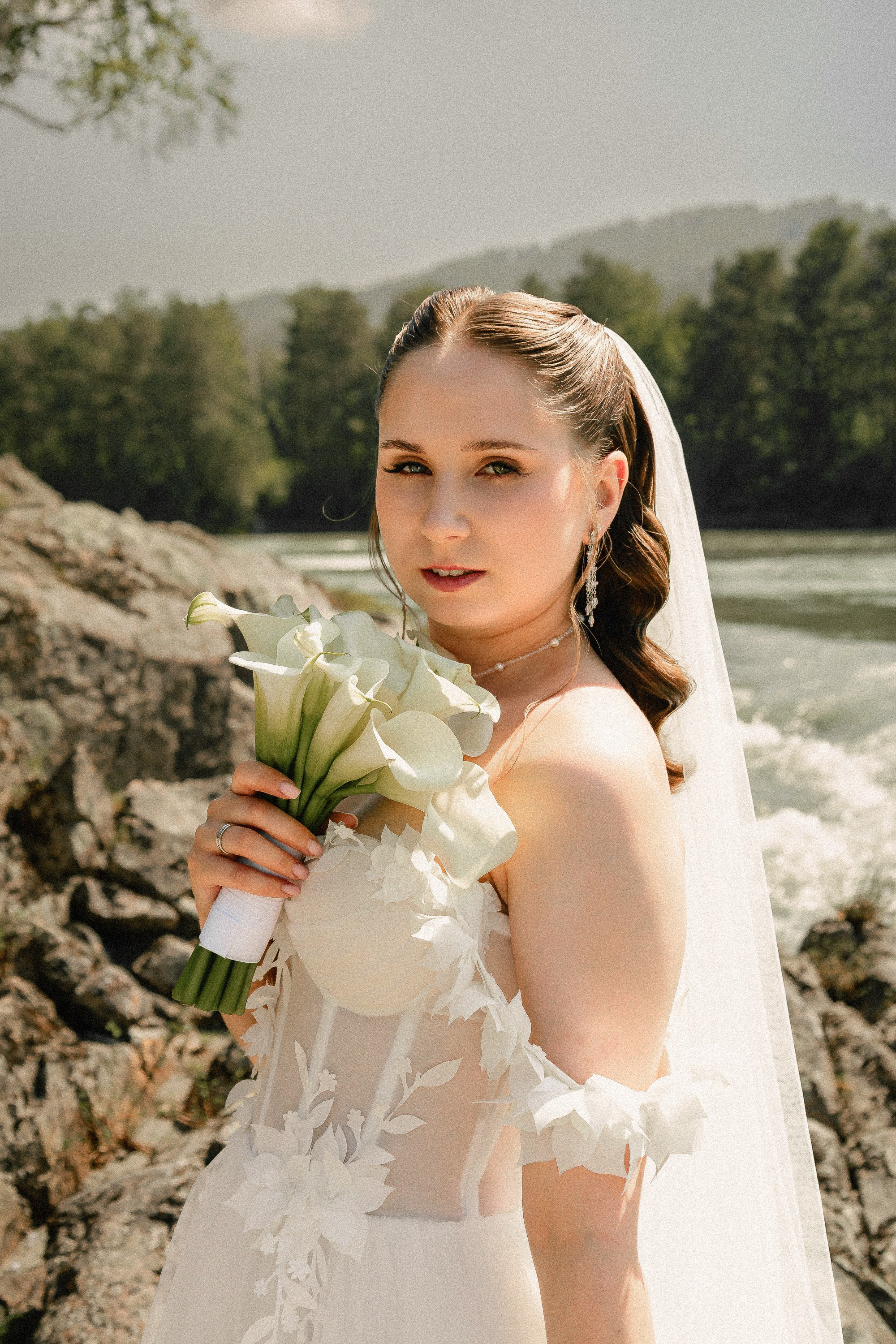 Айан и Вероника. Фотосъемка свадеб и семейных фотосессий в Республике Алтай