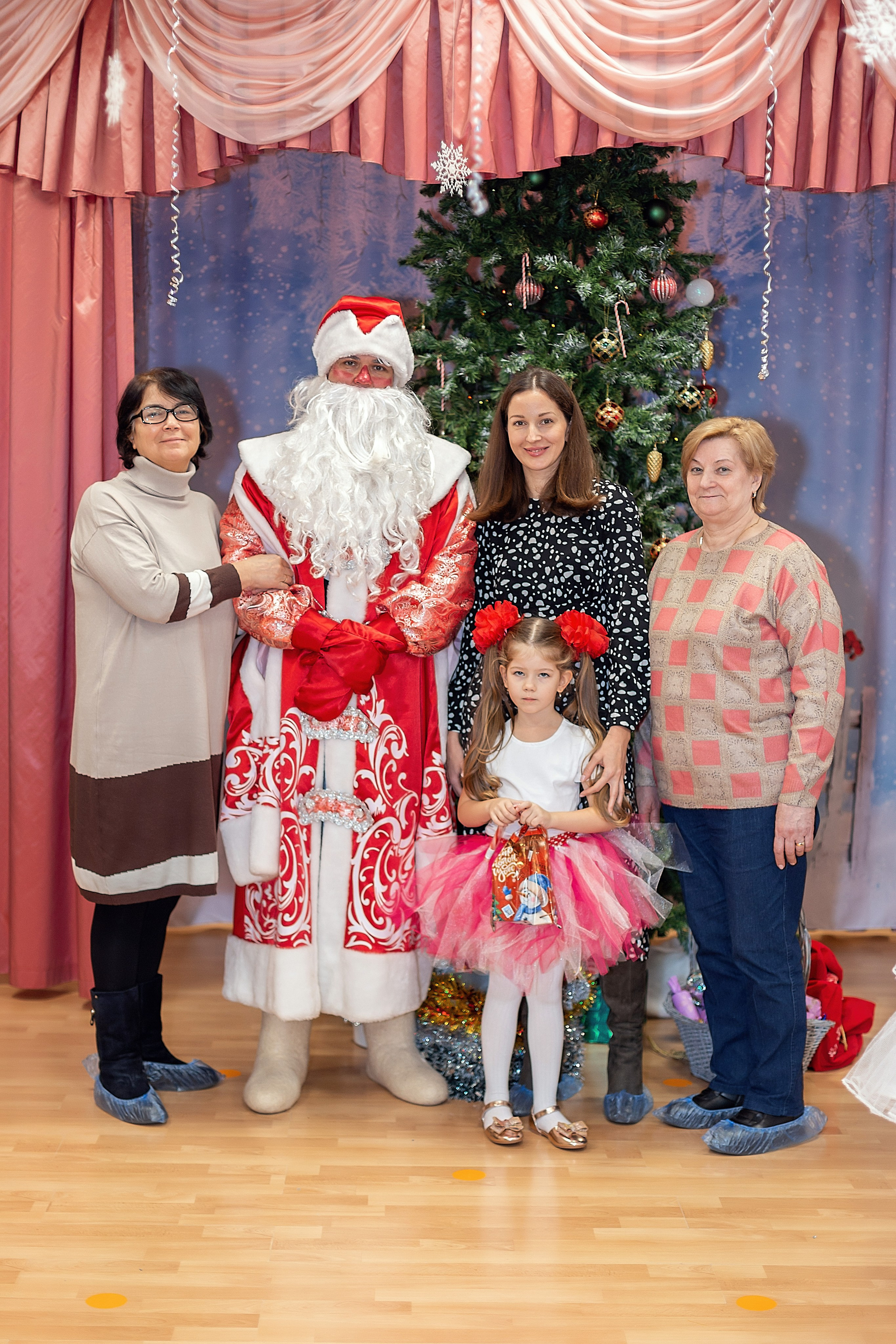 Утренник_"Карамельная фабрика» 2024. Семейный фотограф в Санкт-Петербурге