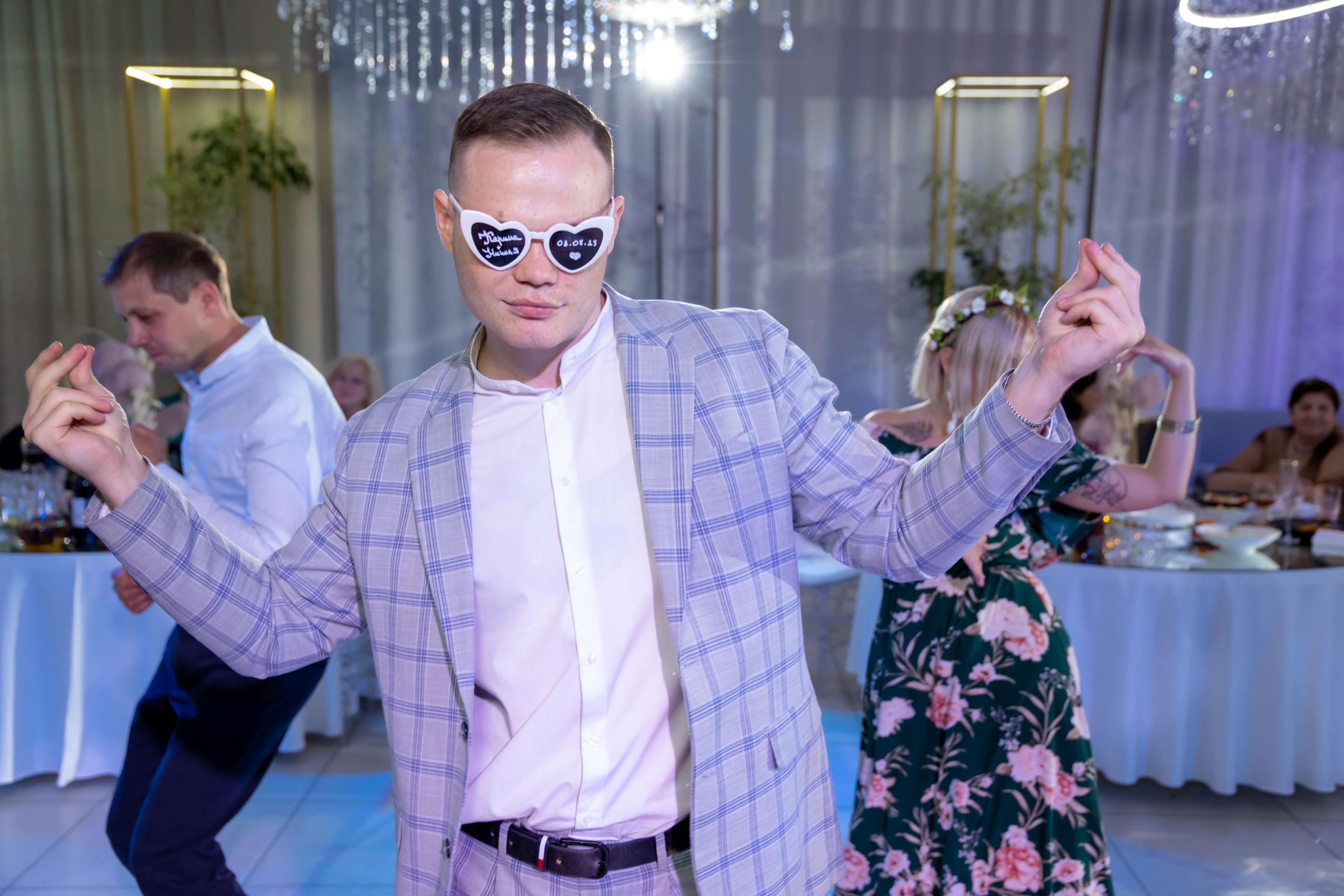 Фотограф на банкет свадьбы, юбилея в Санкт-Петербурге. Фотограф на праздник, корпоратив, День Рождения и Юбилей в г. Санкт-Петербурге Алексей Анкушев