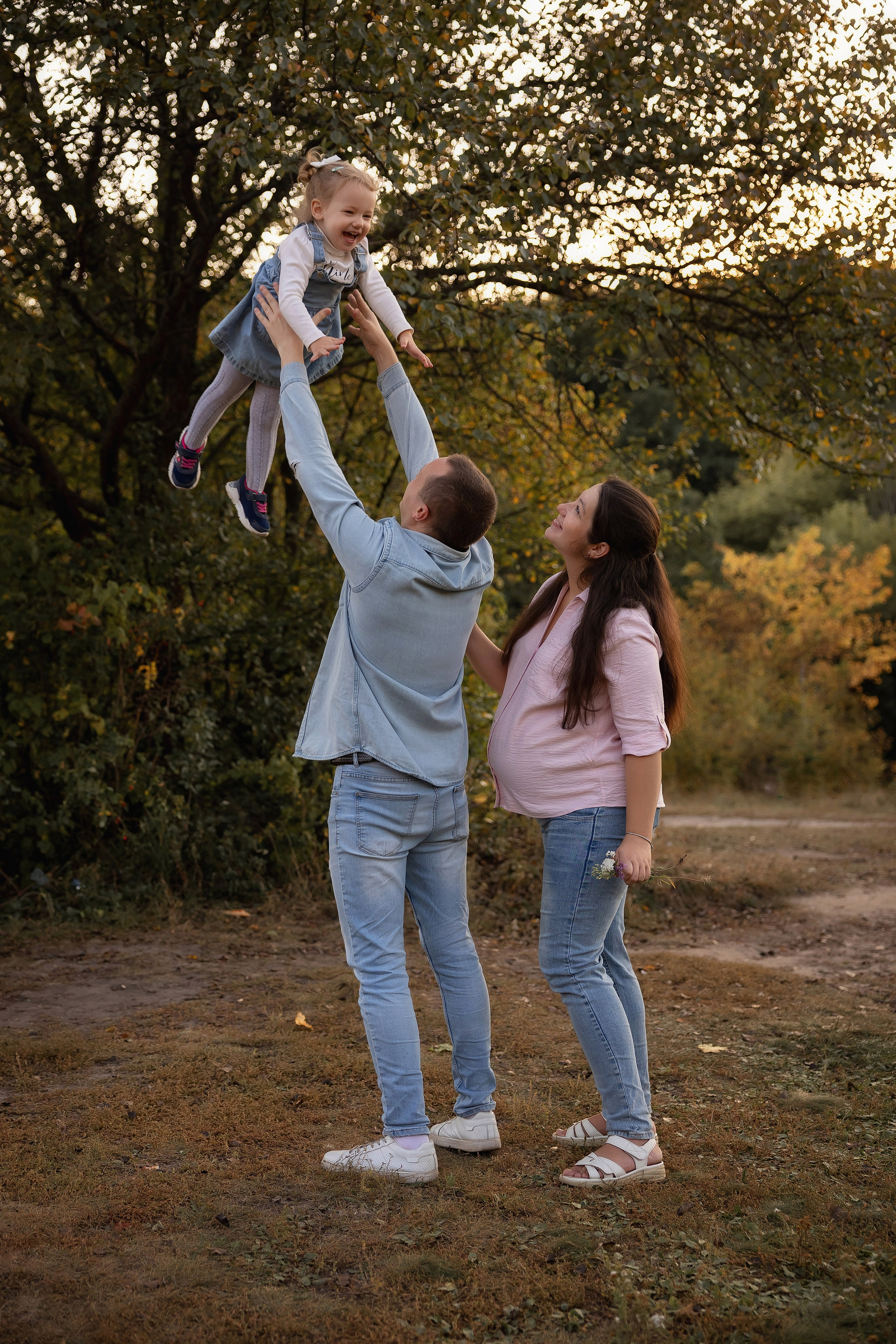 Семейная прогулка. Фотограф на крещение и венчание