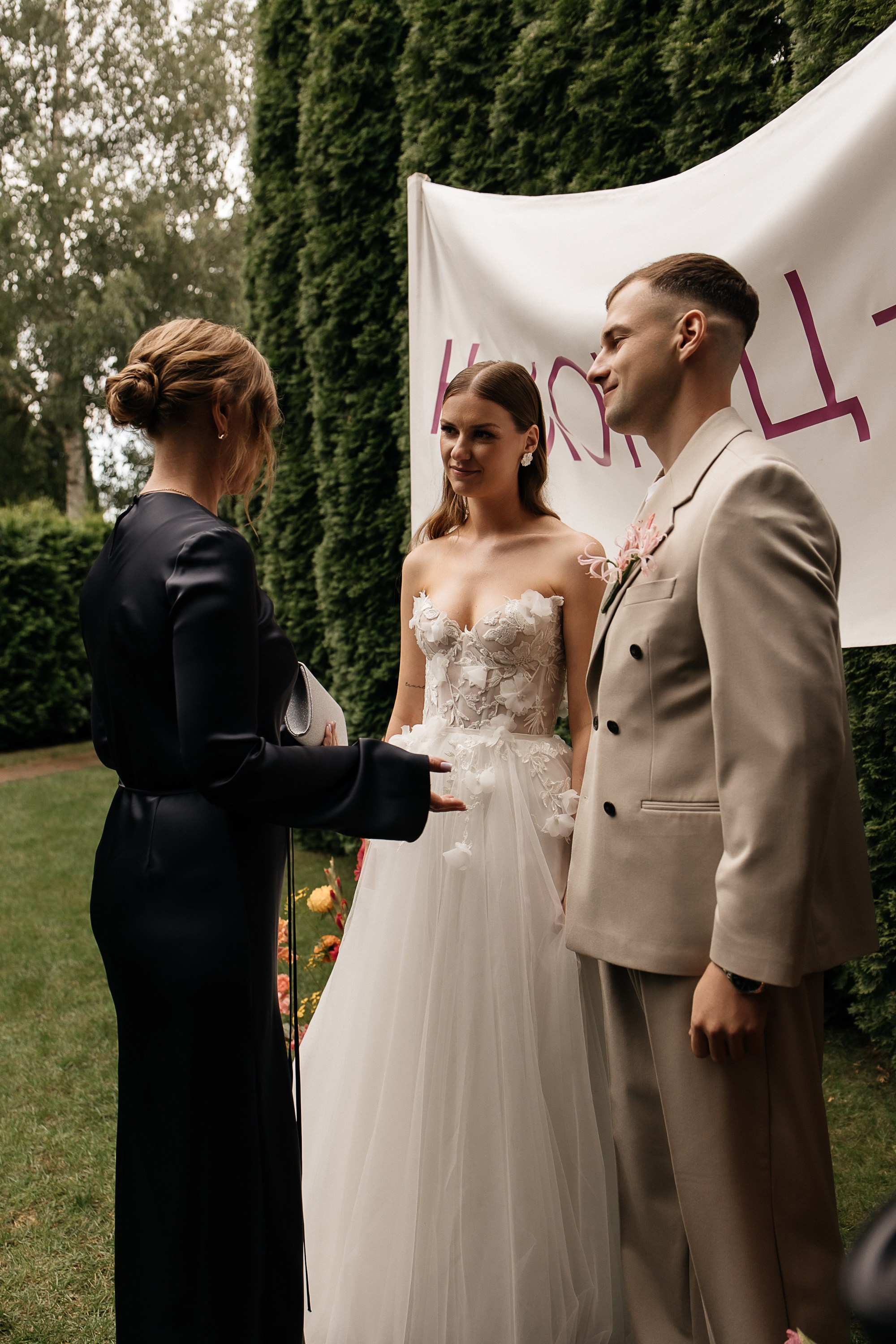 Свадебная церемония под открытым небом. Свадебный и семейный фотограф Виолетта Сидельникова. Краснодар, Россия, Беларусь, Европа