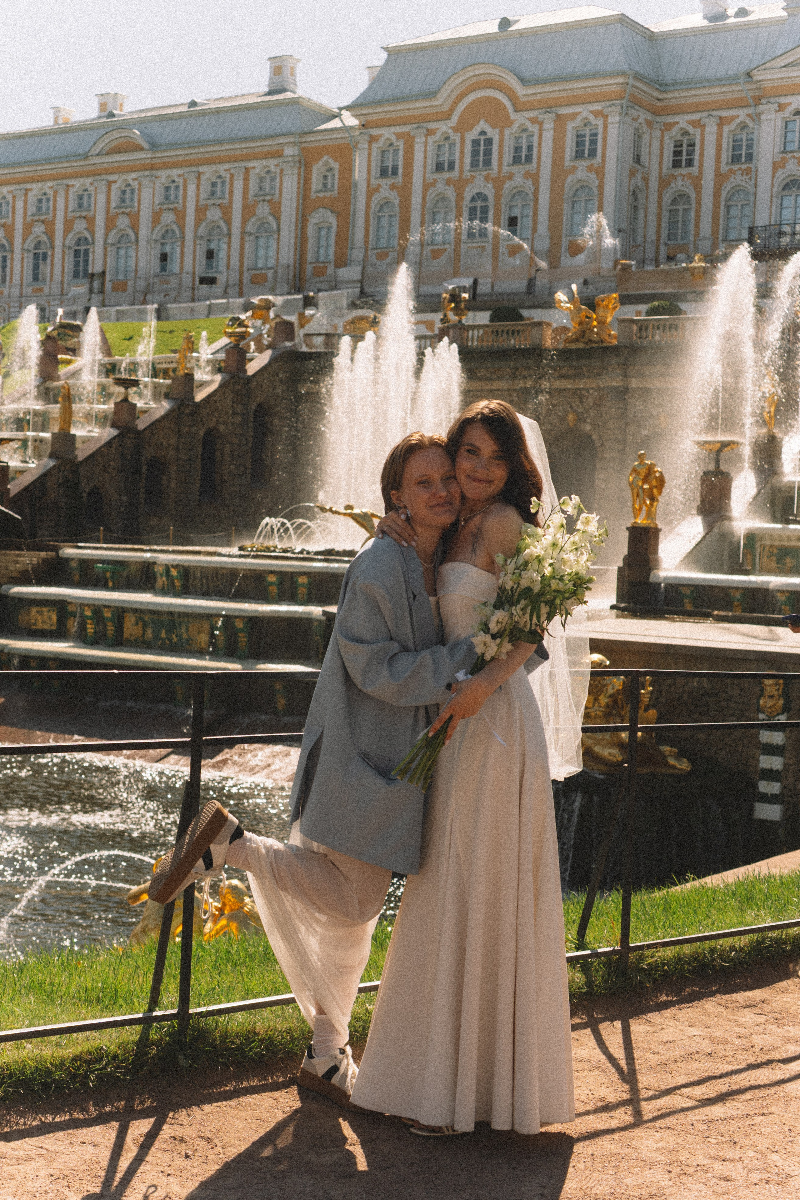 СВАДЕБНАЯ СЬЕМКА В ПЕТЕРГОФЕ И СЬЕМКА РЕПОРТАЖА В ЗАГСЕ ПЕТЕРГОФА. Профессиональный фотограф, Санкт-Петербург — Виктория Богомолова