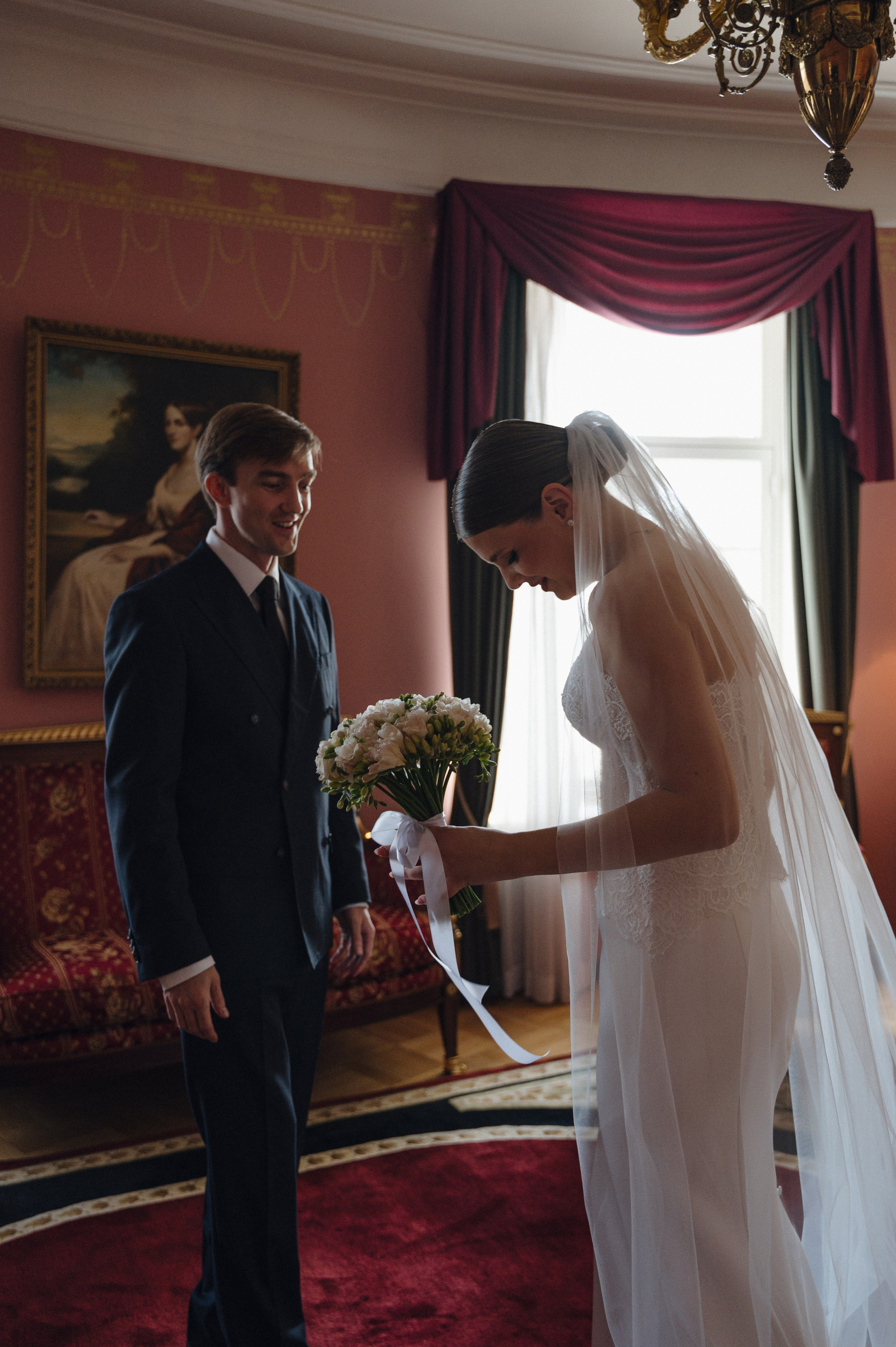 Дмитрий и Луиза. Гостиница Националь и ресторан Белуга. Свадебный фотограф Москва и Санкт-Петербург. Анастасия Чудина