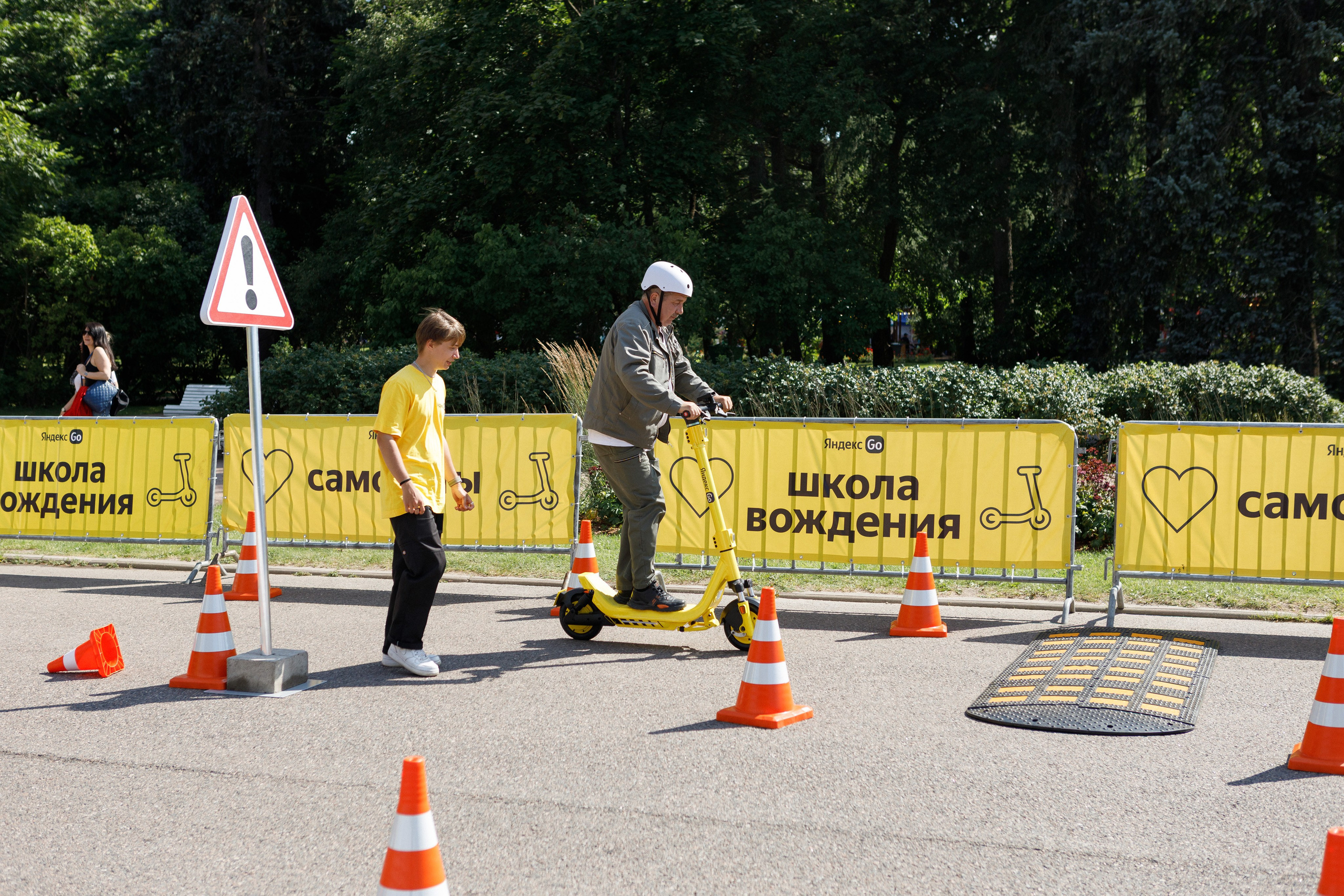 Яндекс Самокат. Свадебный и репортажный фотограф в Санкт-Петербурге Николай Голованов