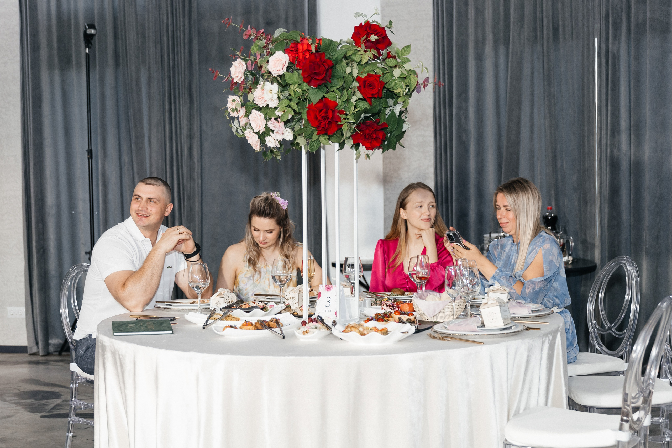 Александр и Евгения. Свадебный и репортажный фотограф в Санкт-Петербурге Николай Голованов