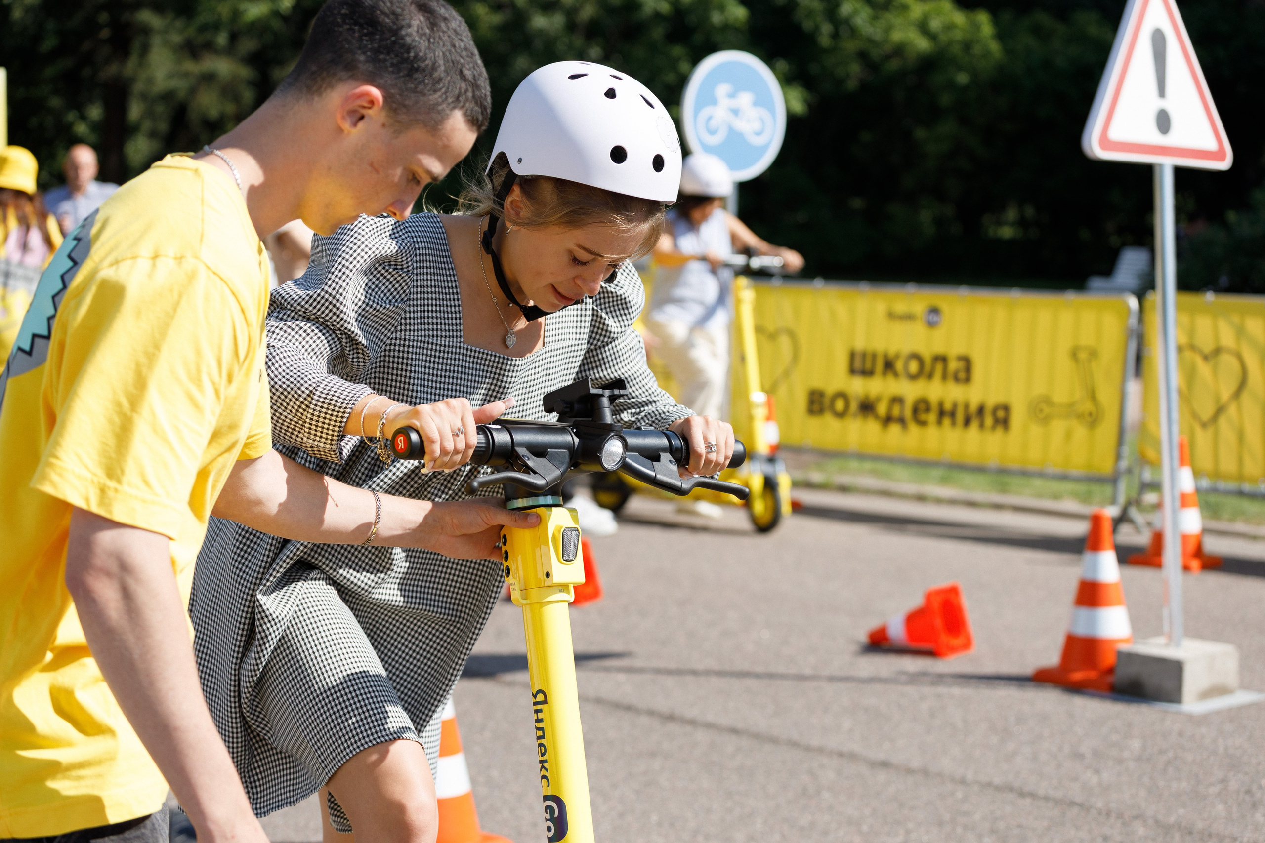 Яндекс Самокат. Свадебный и репортажный фотограф в Санкт-Петербурге Николай Голованов