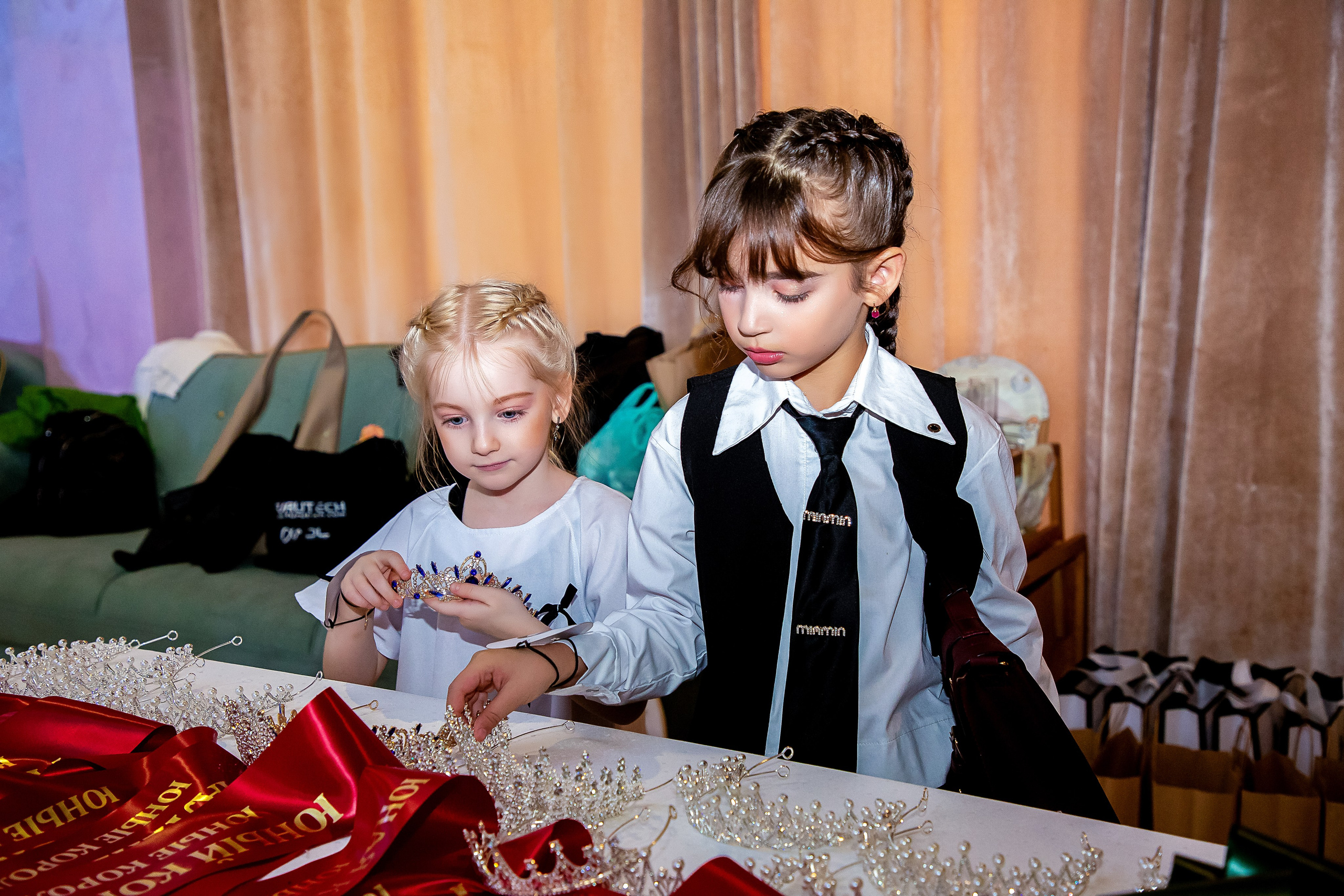 ЮНЫЕ КОРОЛЬ И КОРОЛЕВА 👑. Https://malovafoto.ru