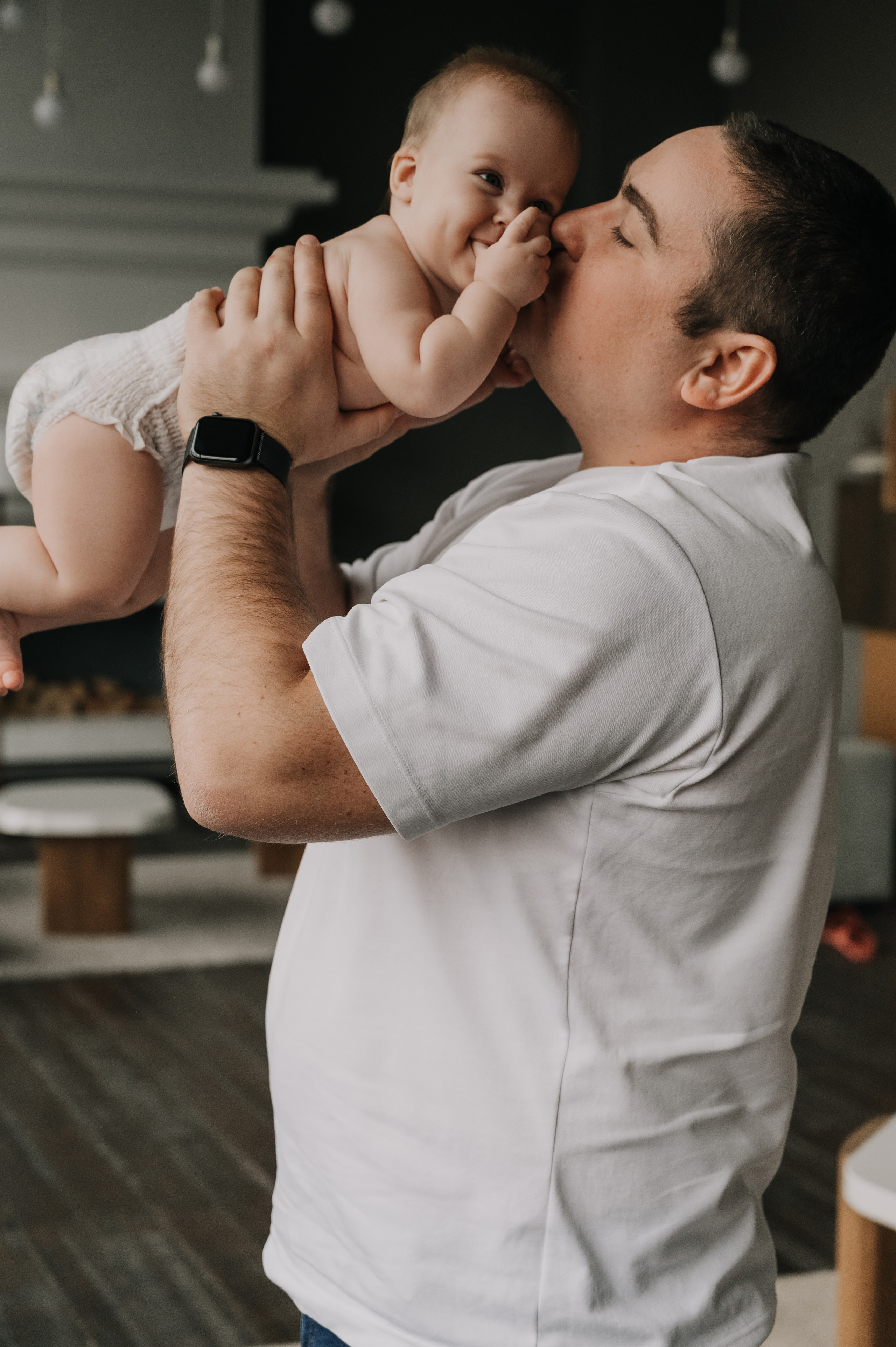 Юлия. Профессиональный фотограф беременности в СПБ. Стильные фотосессии беременности в стиле минимализм и классическая фотография