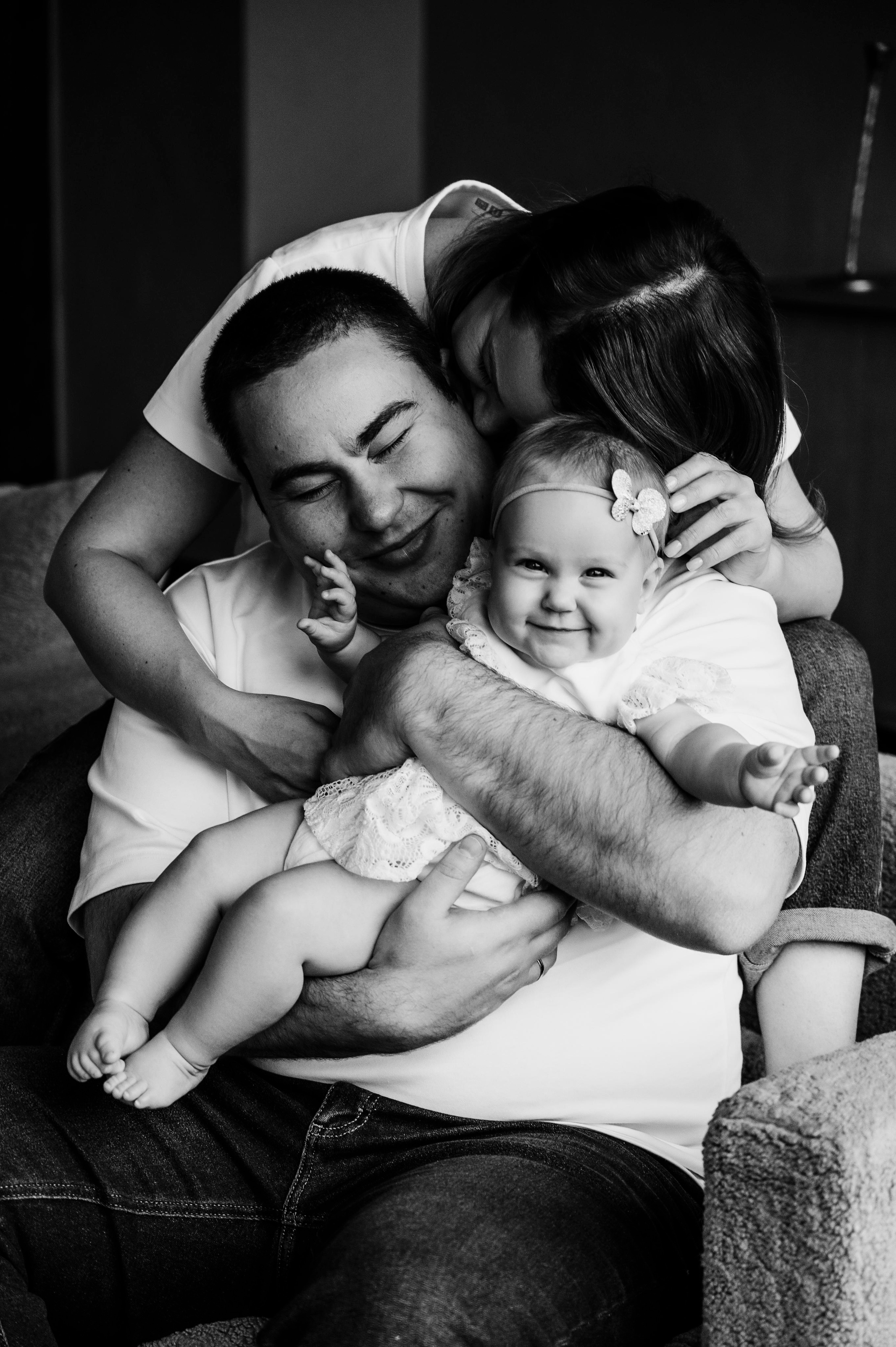 Юлия. Профессиональный фотограф беременности в СПБ. Стильные фотосессии беременности в стиле минимализм и классическая фотография