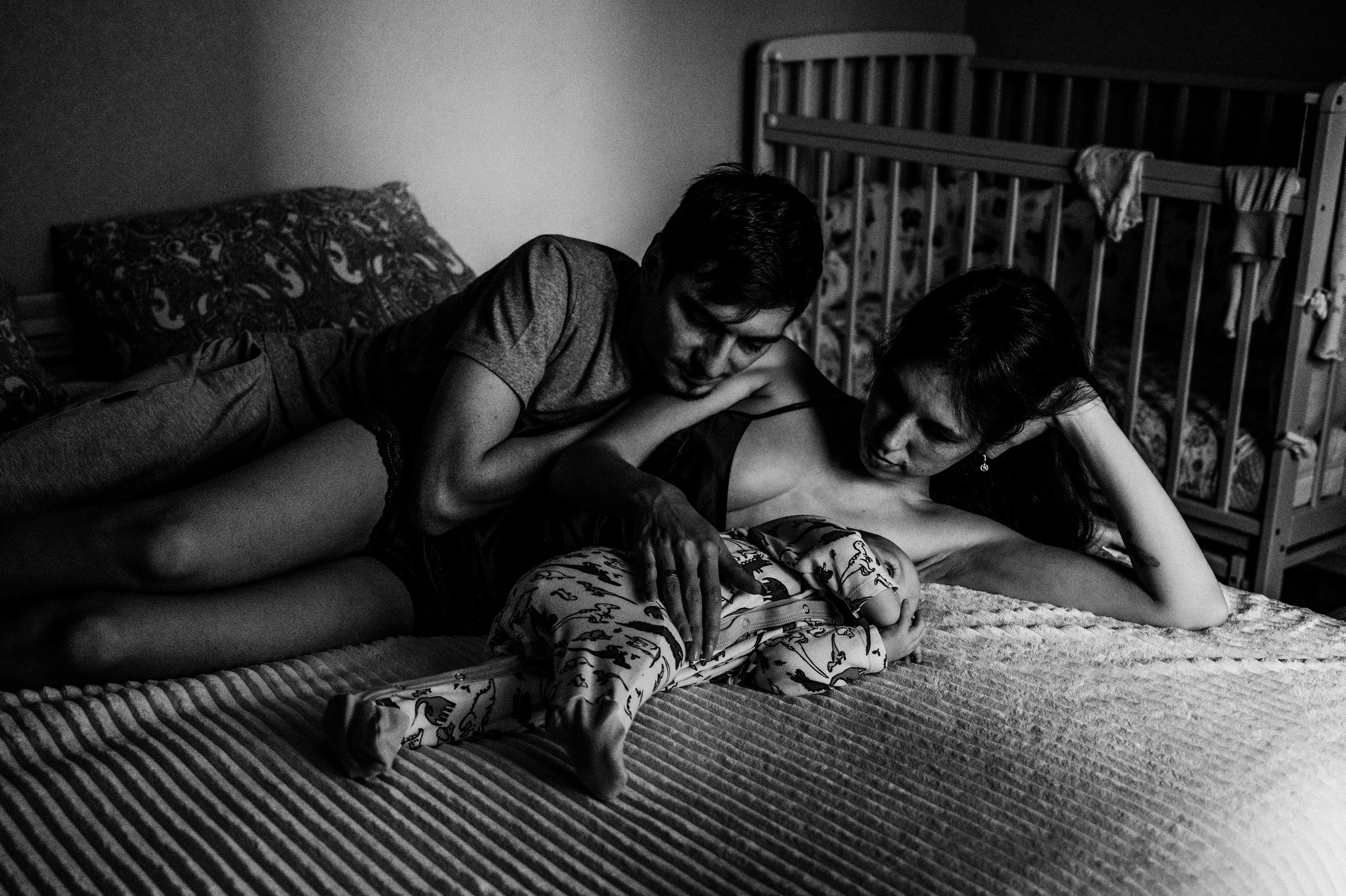 Карина. Профессиональный фотограф беременности в СПБ. Стильные фотосессии беременности в стиле минимализм и классическая фотография