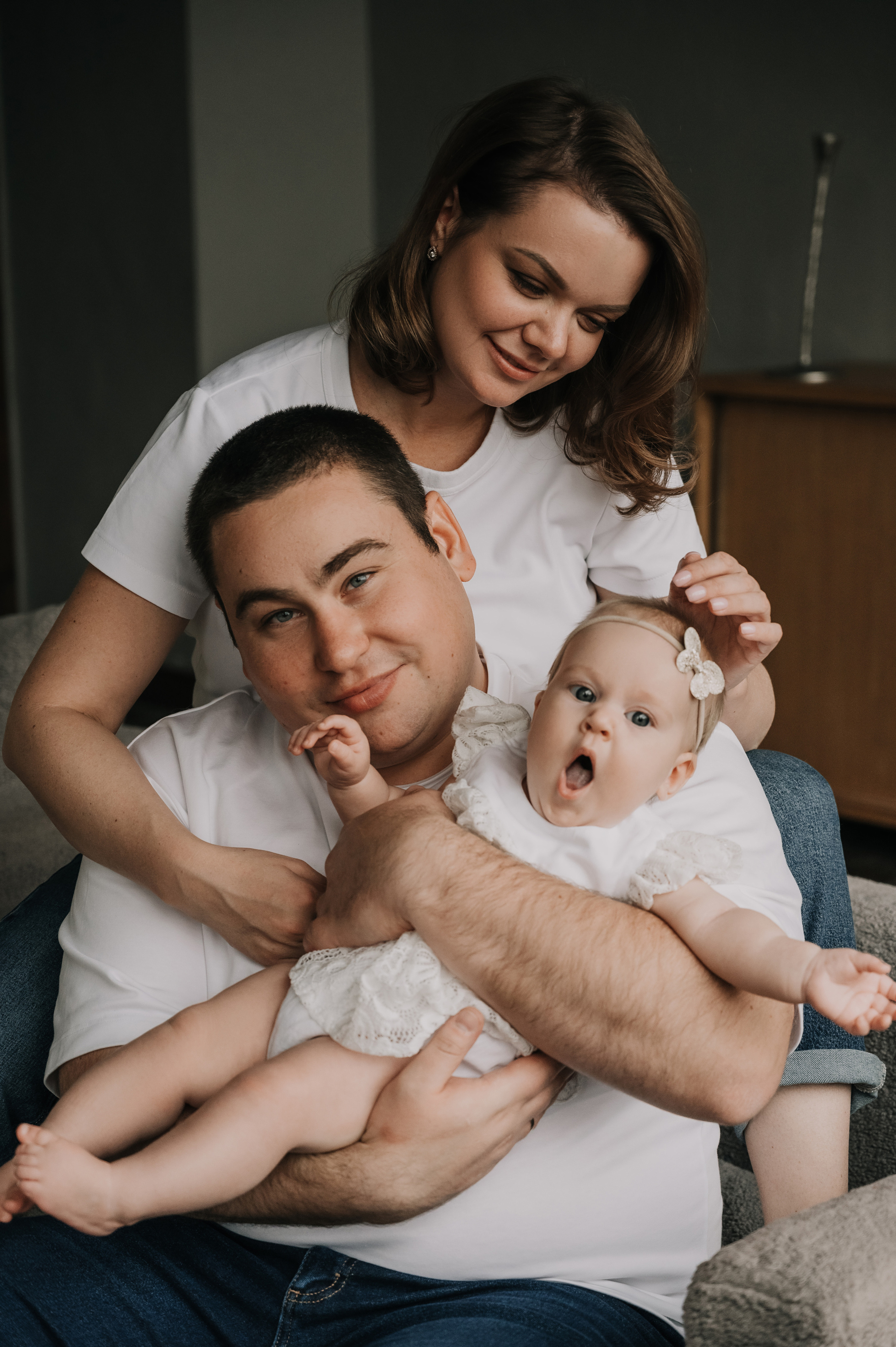 Юлия. Профессиональный фотограф беременности в СПБ. Стильные фотосессии беременности в стиле минимализм и классическая фотография
