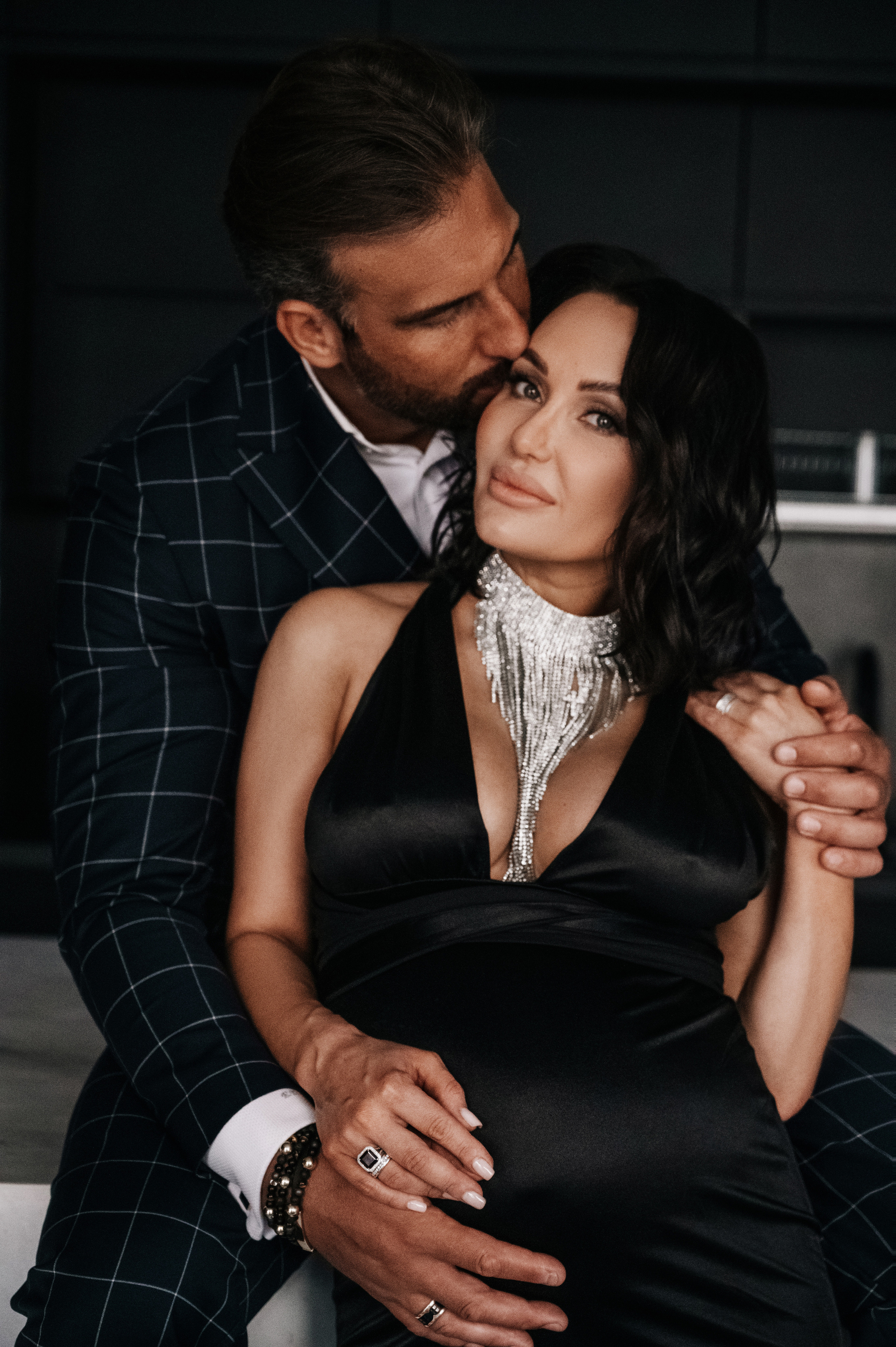 Ната. Профессиональный фотограф беременности в СПБ. Стильные фотосессии беременности в стиле минимализм и классическая фотография