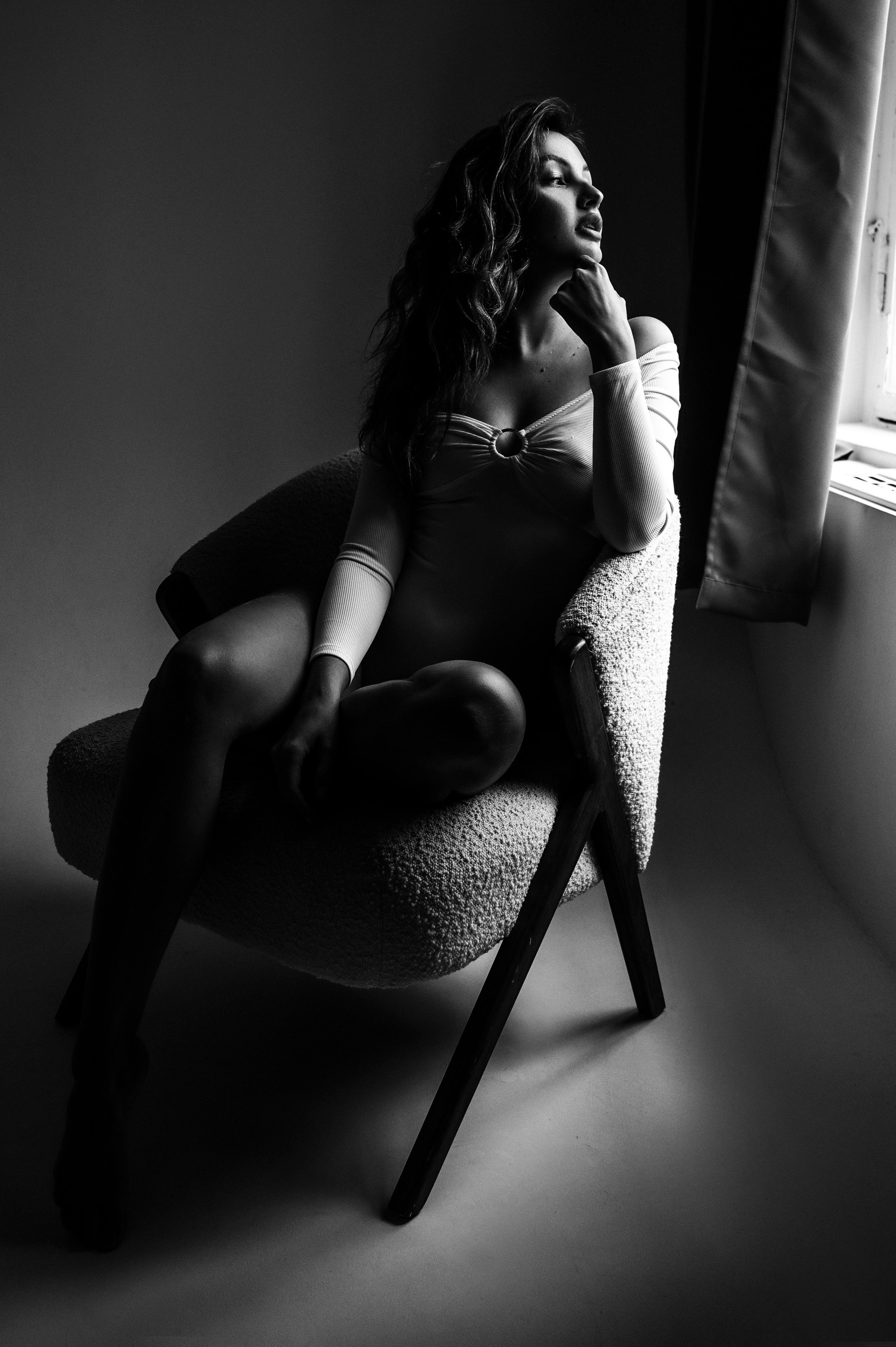 Алена. Профессиональный фотограф беременности в СПБ. Стильные фотосессии беременности в стиле минимализм и классическая фотография