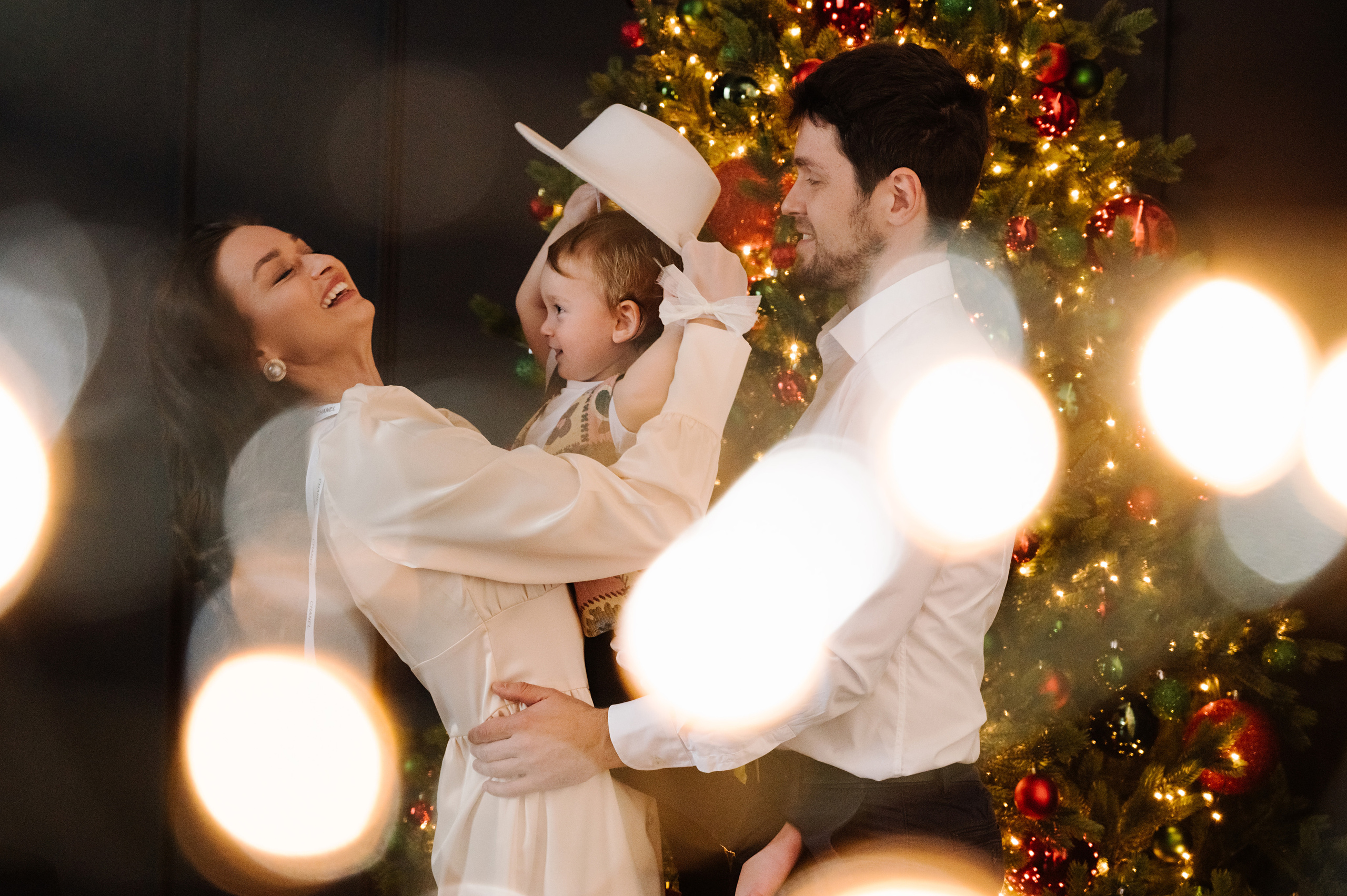 Ксения. Профессиональный фотограф беременности в СПБ. Стильные фотосессии беременности в стиле минимализм и классическая фотография