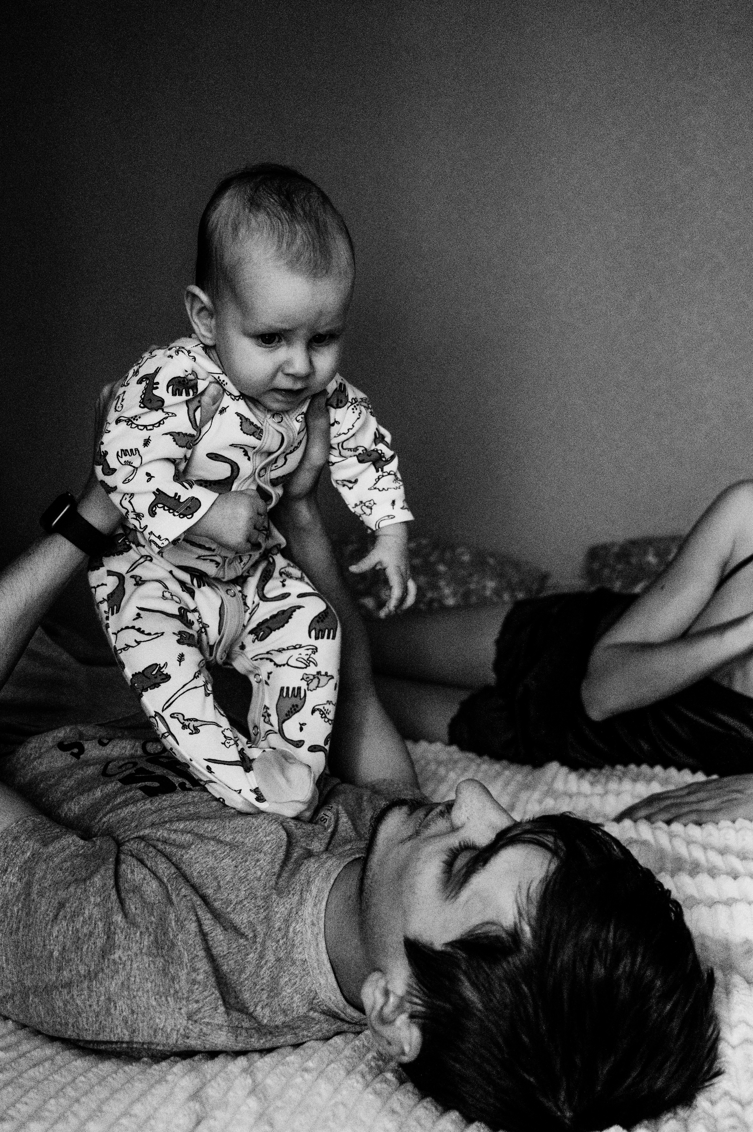 Карина. Профессиональный фотограф беременности в СПБ. Стильные фотосессии беременности в стиле минимализм и классическая фотография