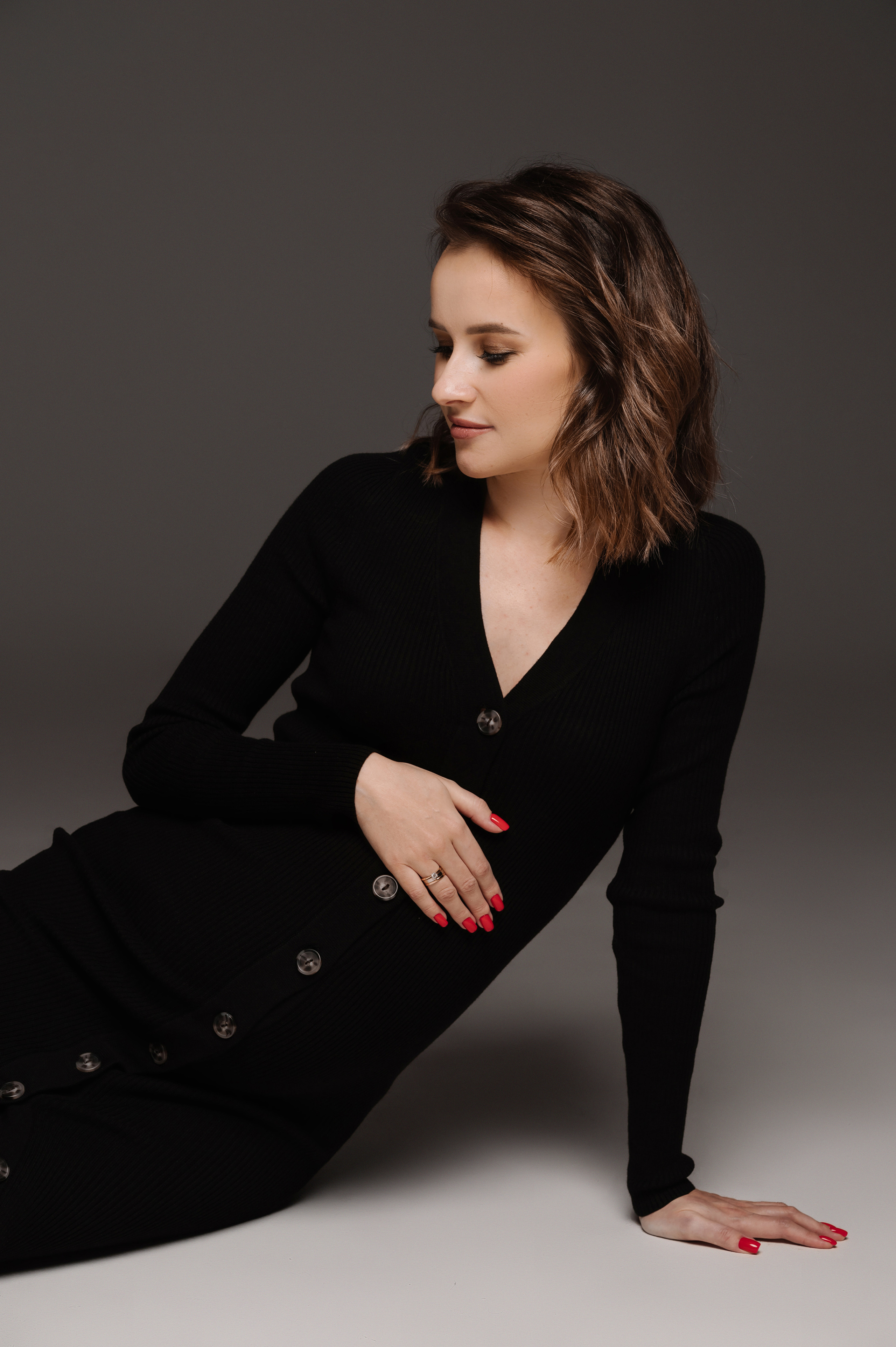 Соня. Профессиональный фотограф беременности в СПБ. Стильные фотосессии беременности в стиле минимализм и классическая фотография