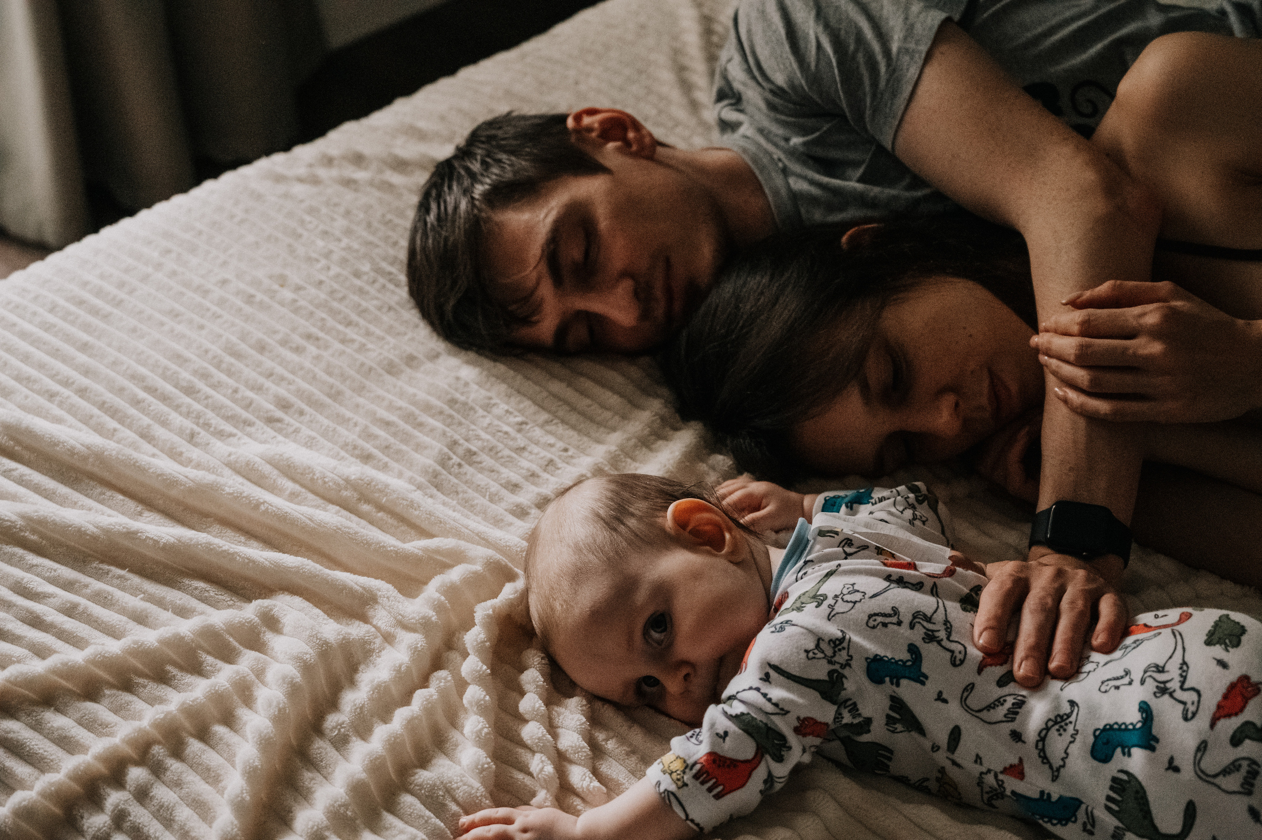 Карина. Профессиональный фотограф беременности в СПБ. Стильные фотосессии беременности в стиле минимализм и классическая фотография