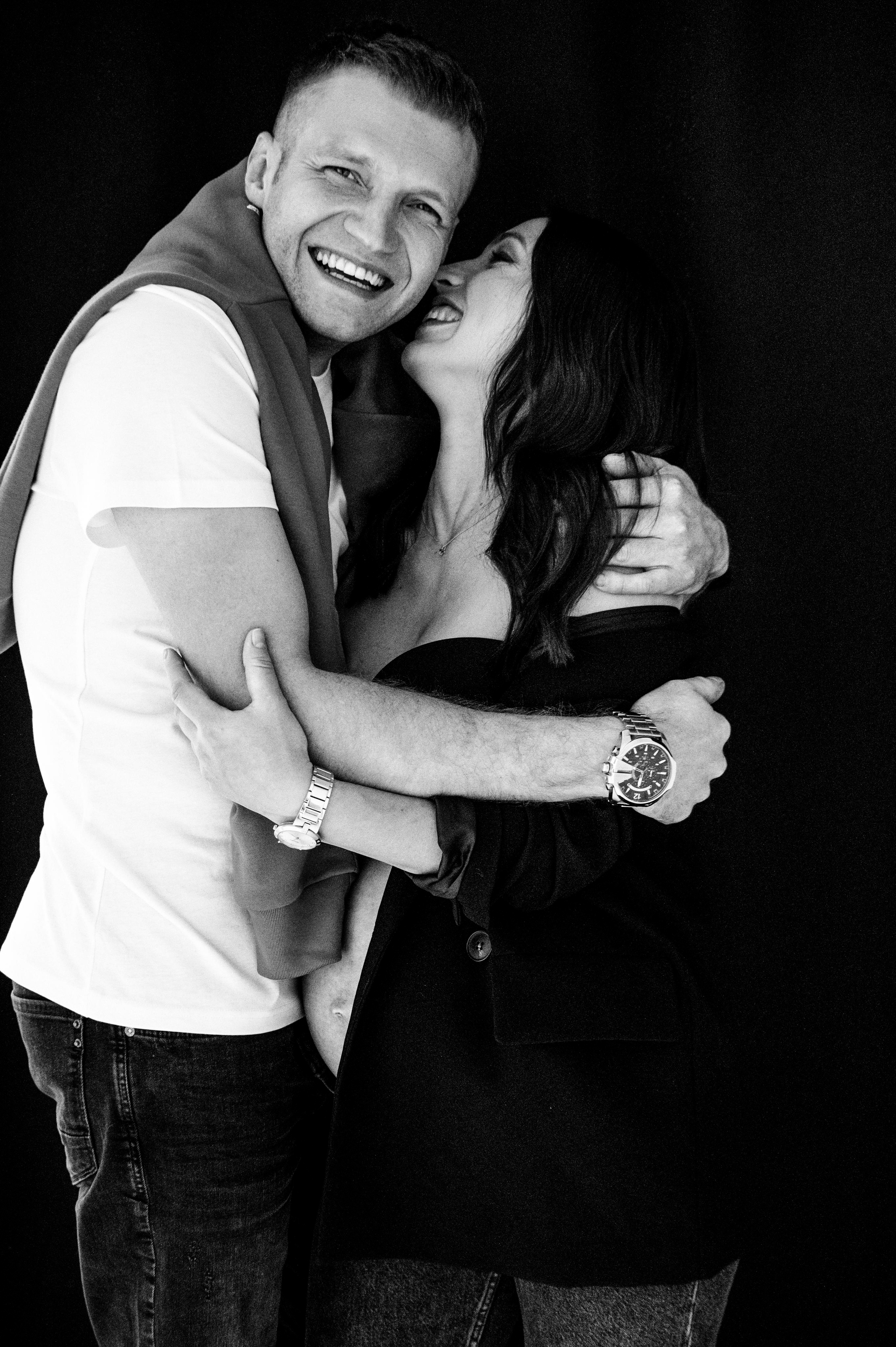 Полина. Профессиональный фотограф беременности в СПБ. Стильные фотосессии беременности в стиле минимализм и классическая фотография