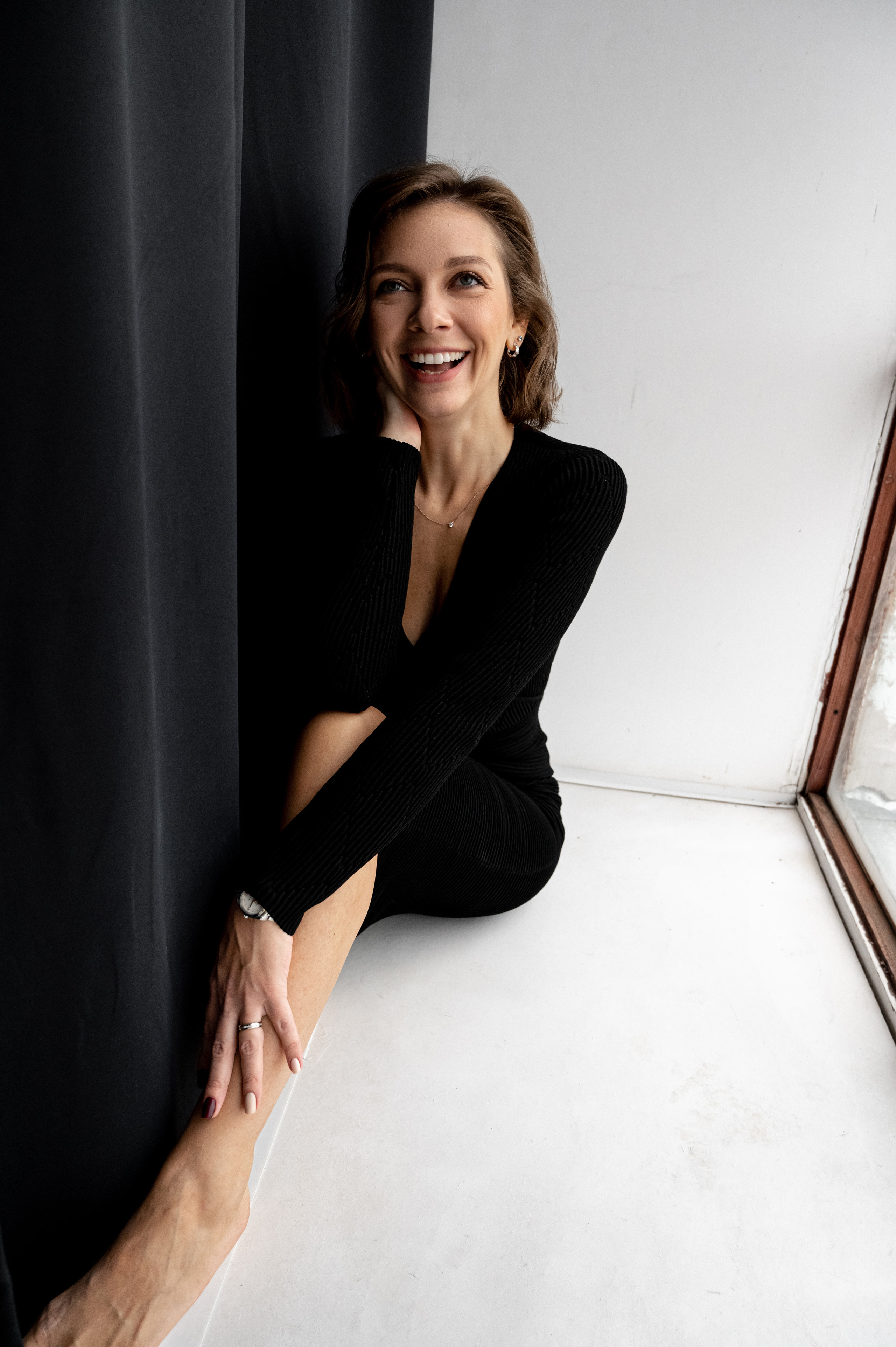 Дарья. Профессиональный фотограф беременности в СПБ. Стильные фотосессии беременности в стиле минимализм и классическая фотография