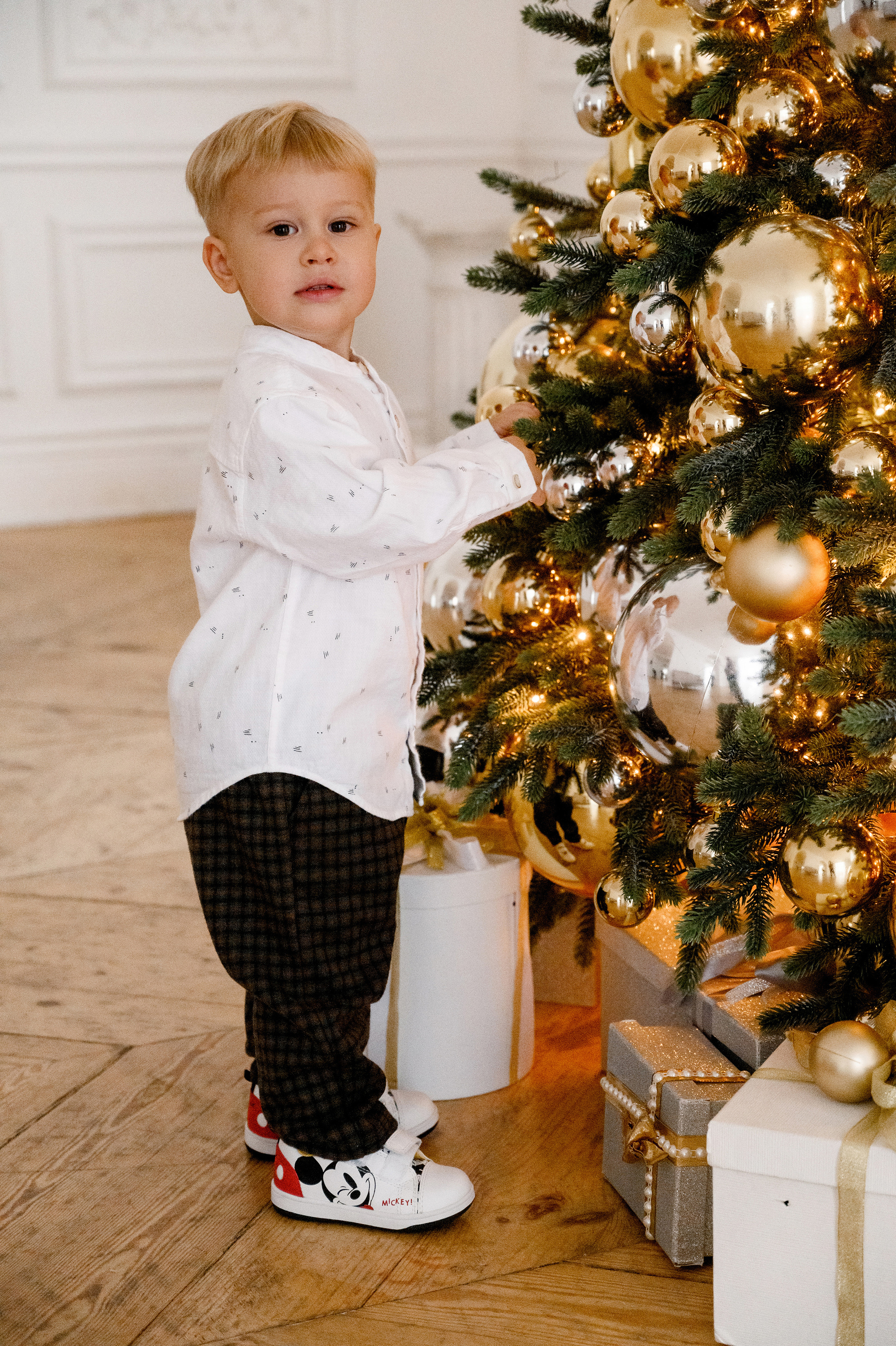 Елена. Профессиональный фотограф беременности в СПБ. Стильные фотосессии беременности в стиле минимализм и классическая фотография