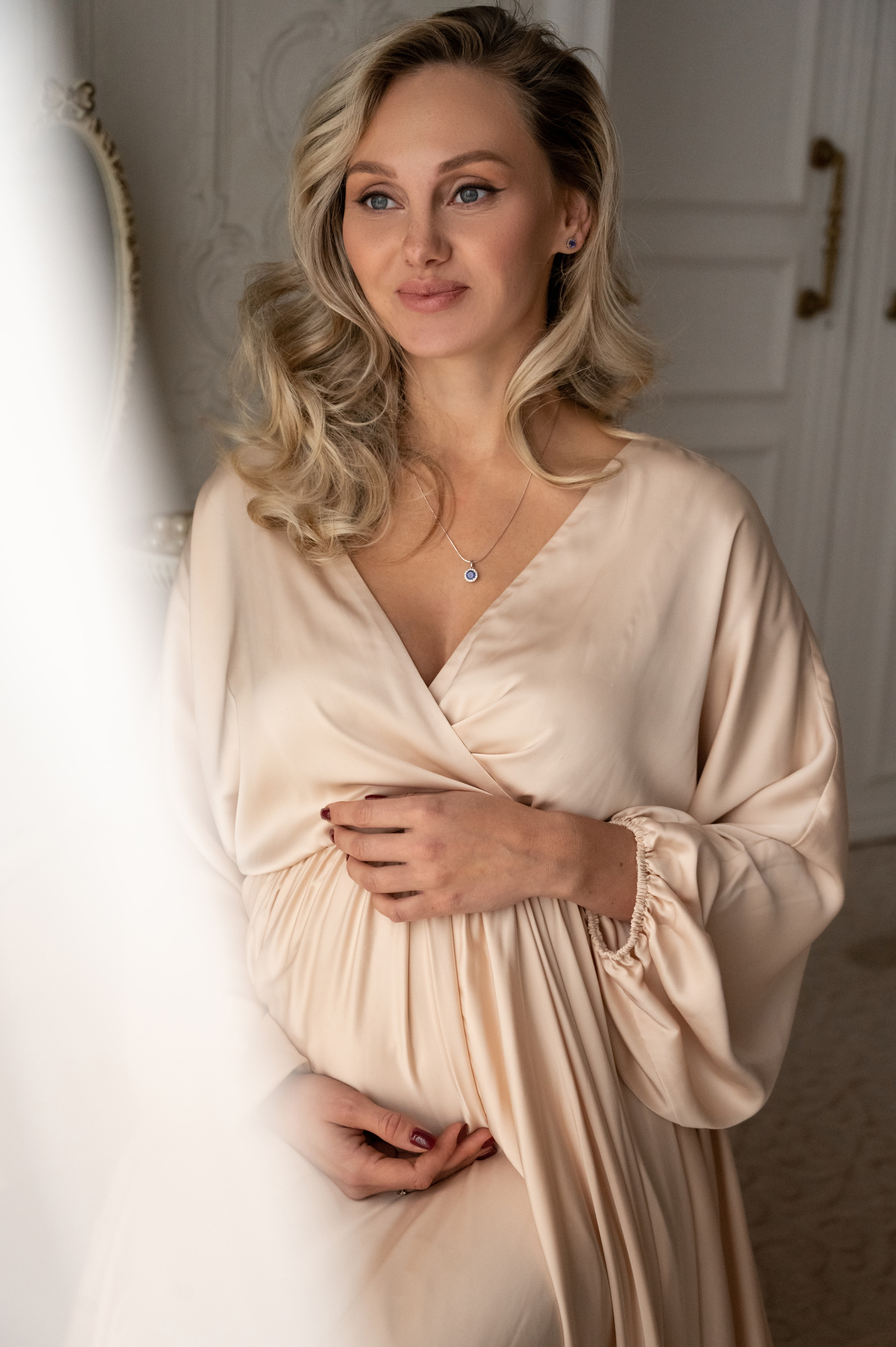 Анастасия. Профессиональный фотограф беременности в СПБ. Стильные фотосессии беременности в стиле минимализм и классическая фотография