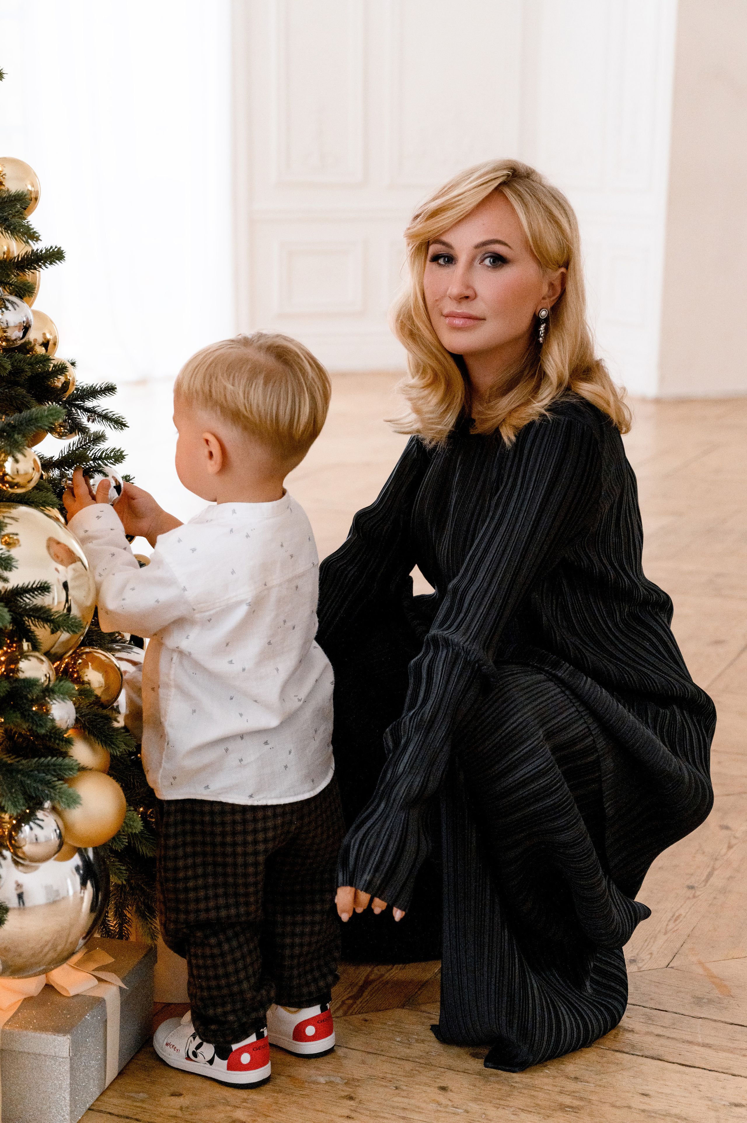 Елена. Профессиональный фотограф беременности в СПБ. Стильные фотосессии беременности в стиле минимализм и классическая фотография