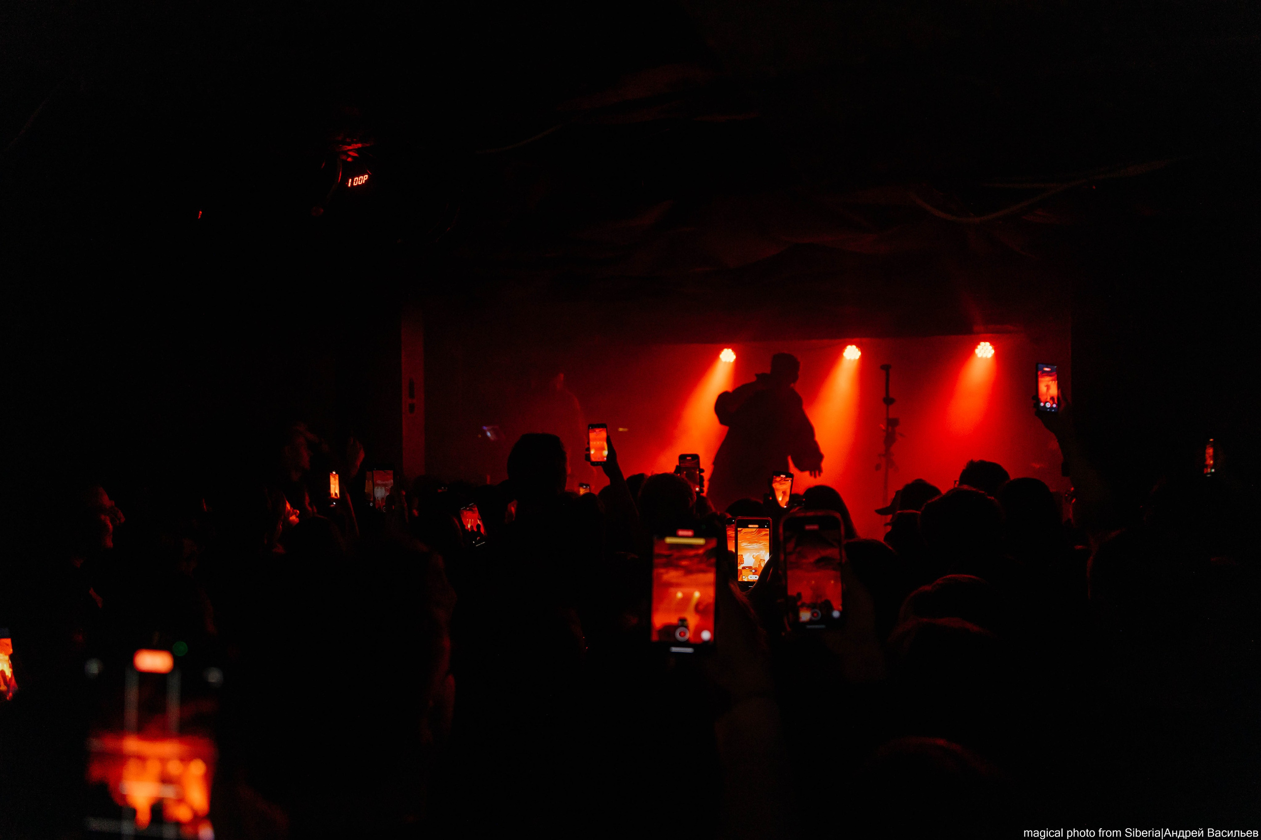 Playingtheangel. _Carpe diem_