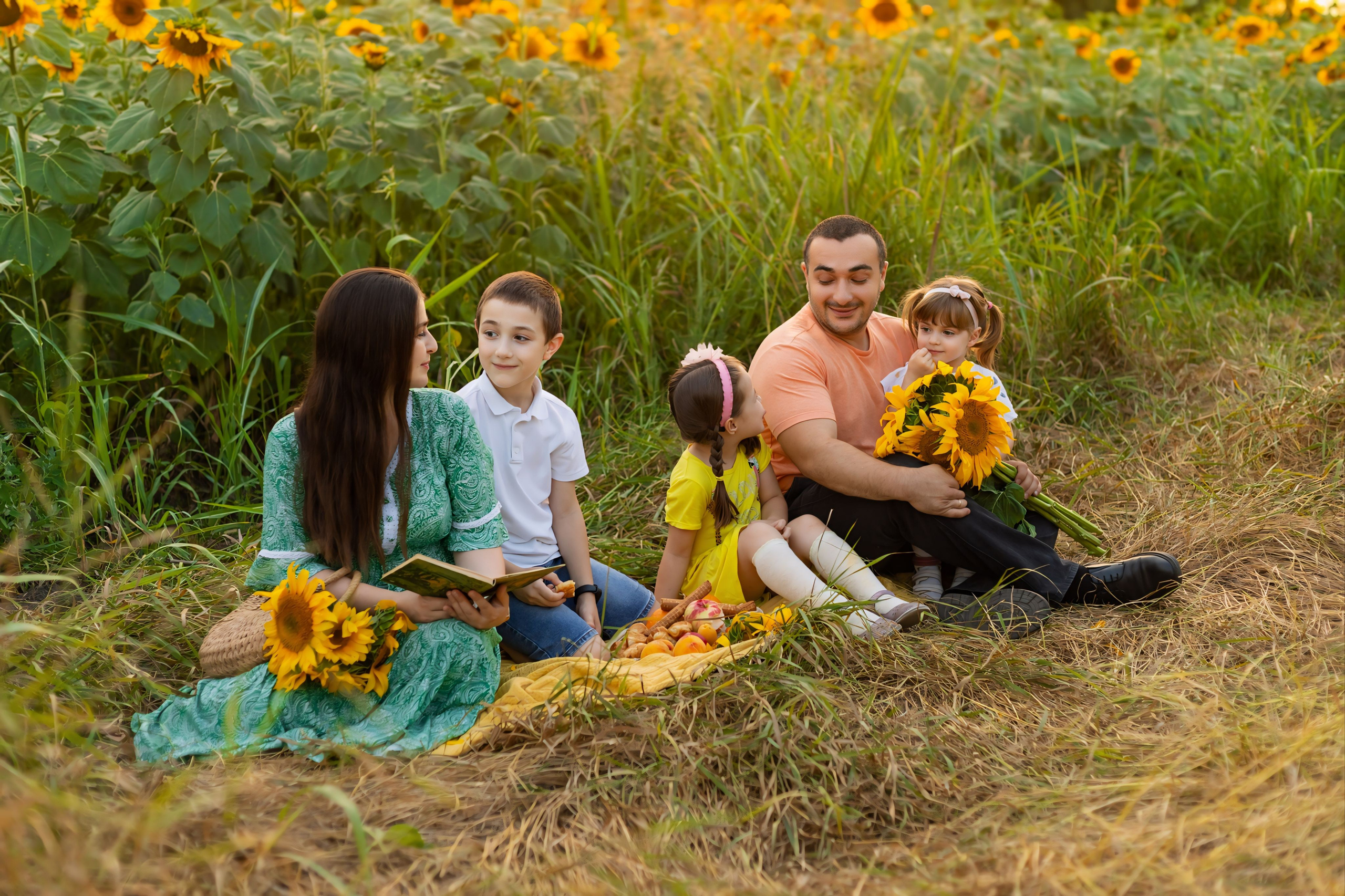 Семейные. Семейный фотограф новорожденных Нальчик