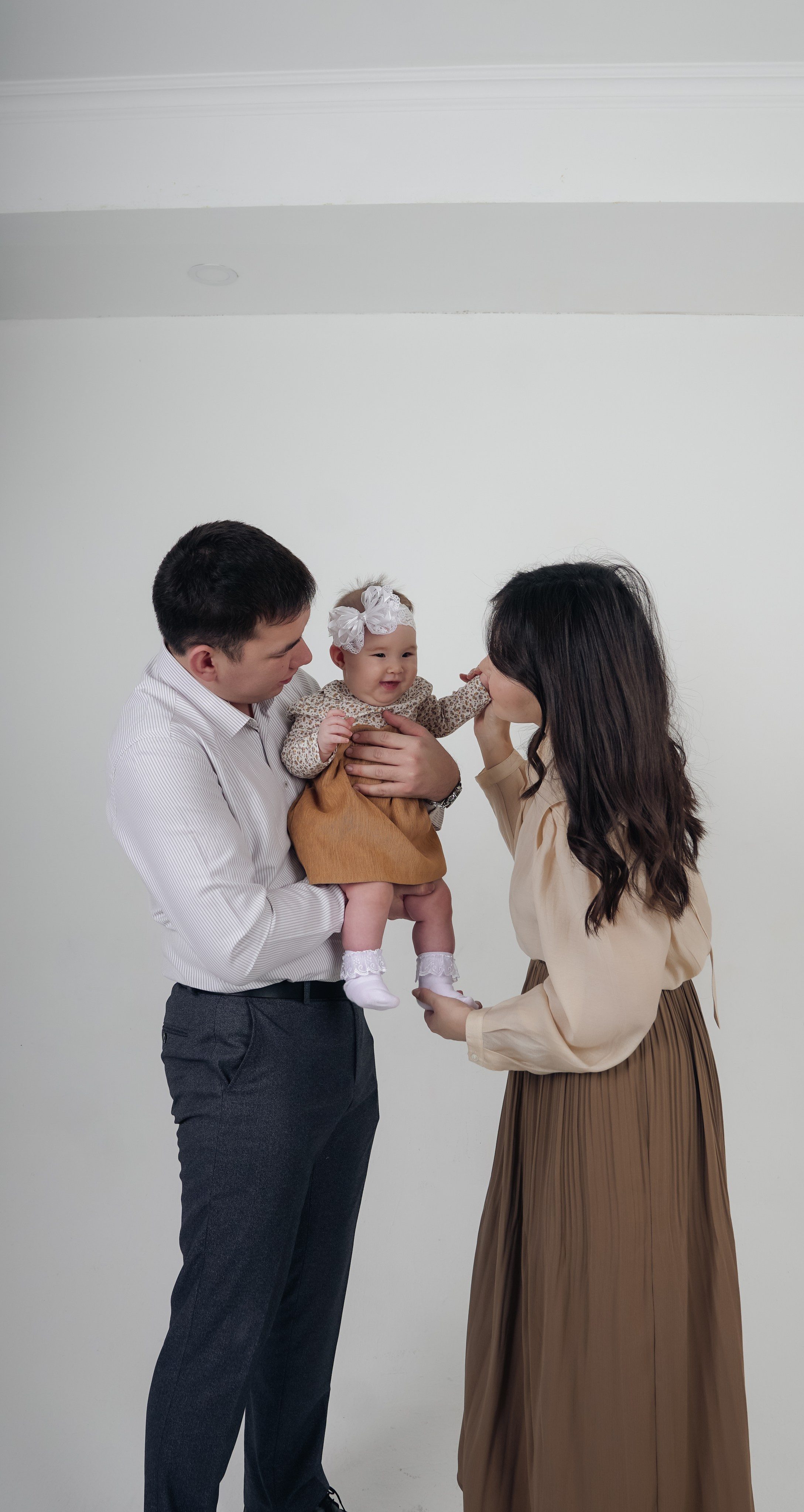 Family story. Уличный и студийный фотограф в Астане Ержанов Нурасыл